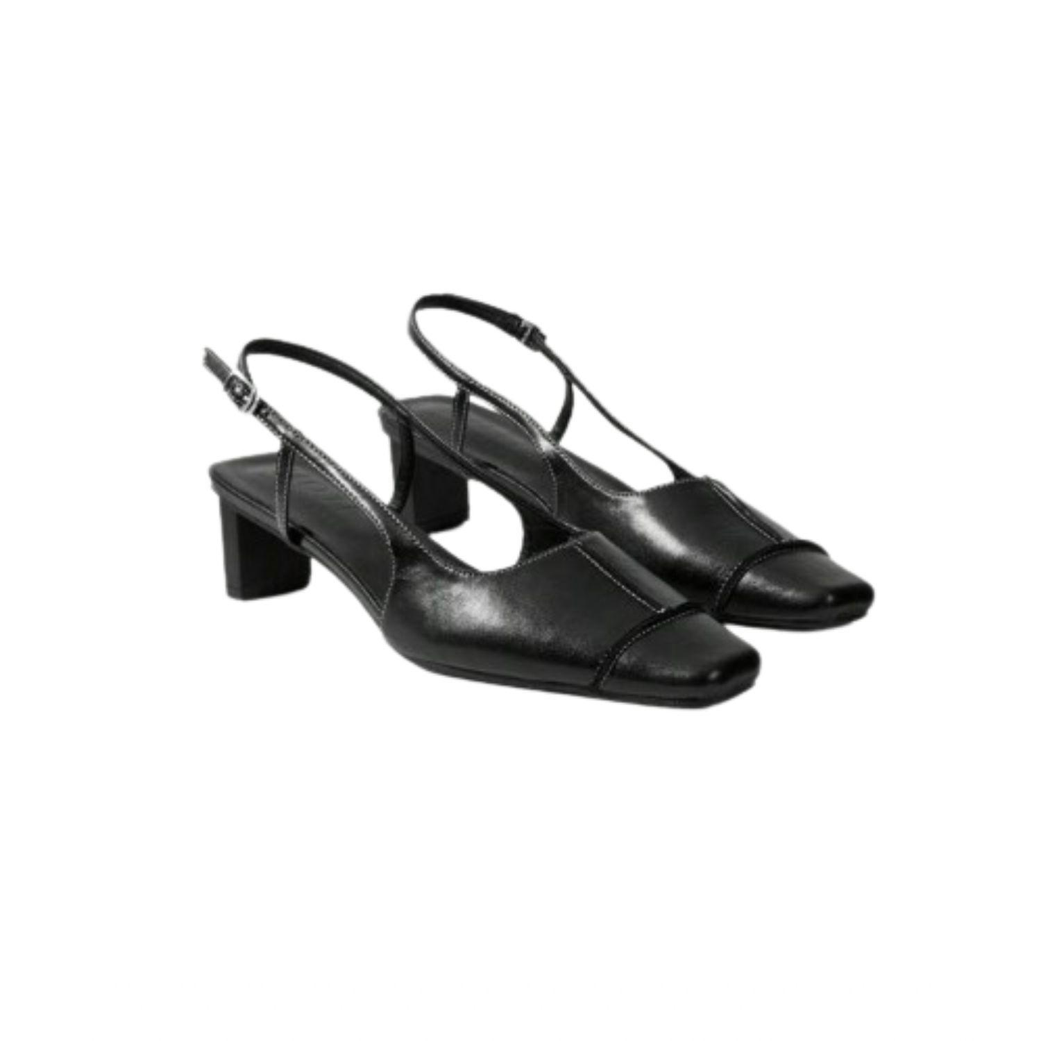 Zapatos Cerrados Negros Sel-1