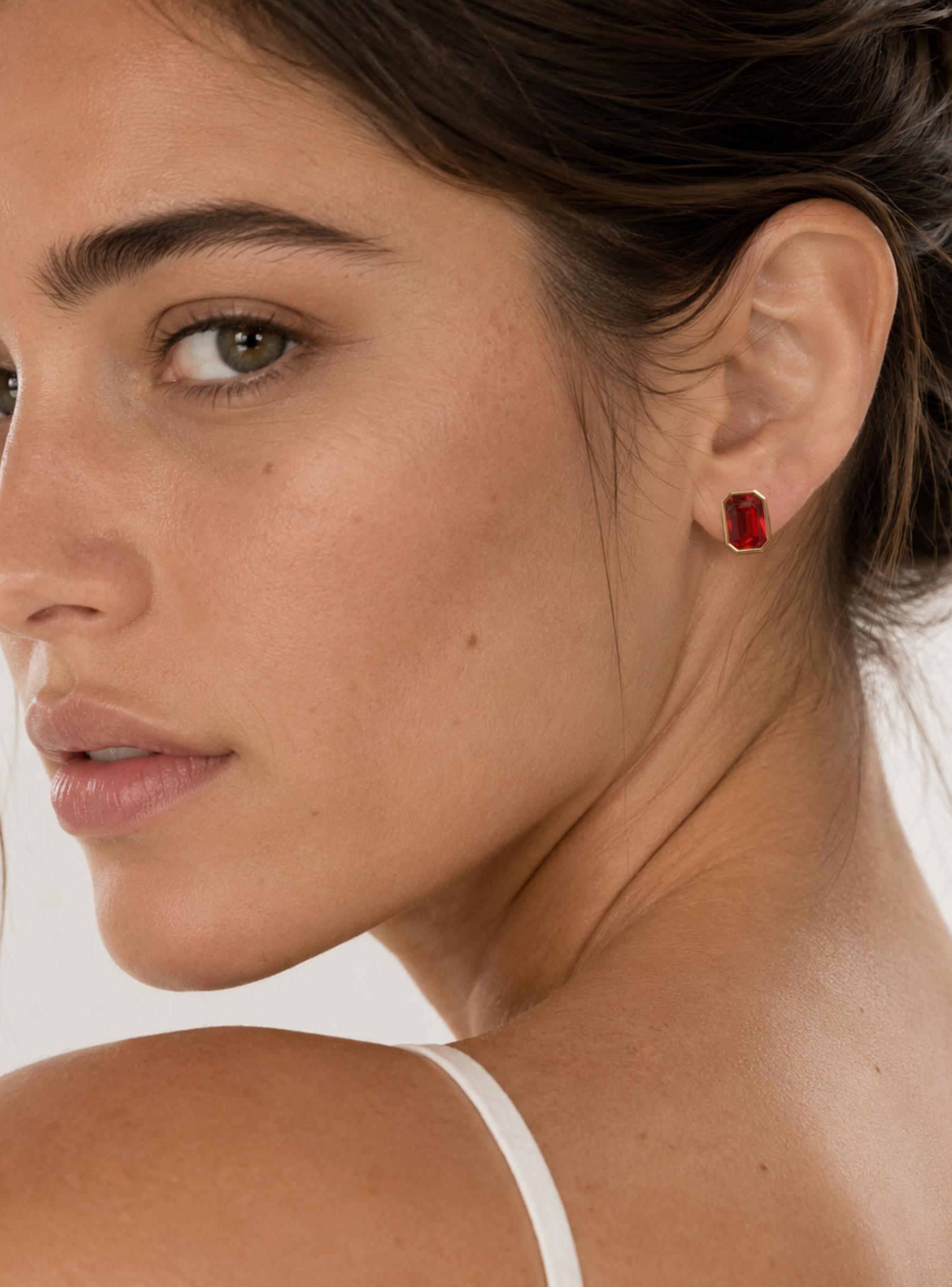 Aros Octagon Rojo Scarlet 9 mm baño en oro-4