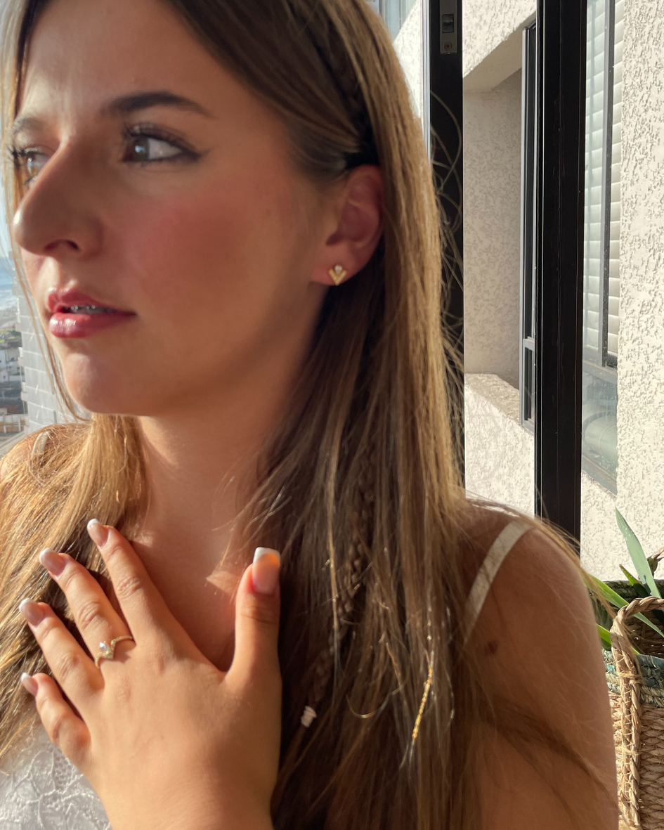 Aros pequeños Vika de 10mm, bañados en Oro-3