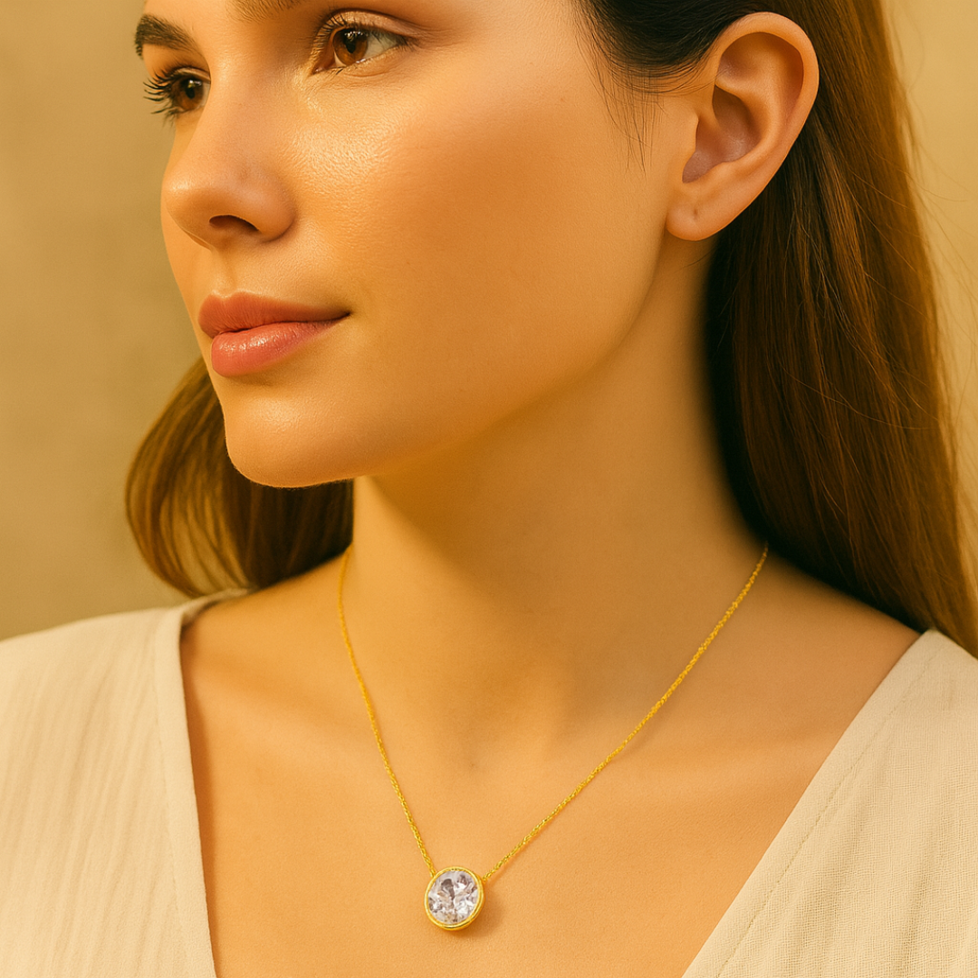 Collar Bella · Punto de Luz con Cristal de Austria y Baño en Oro -3