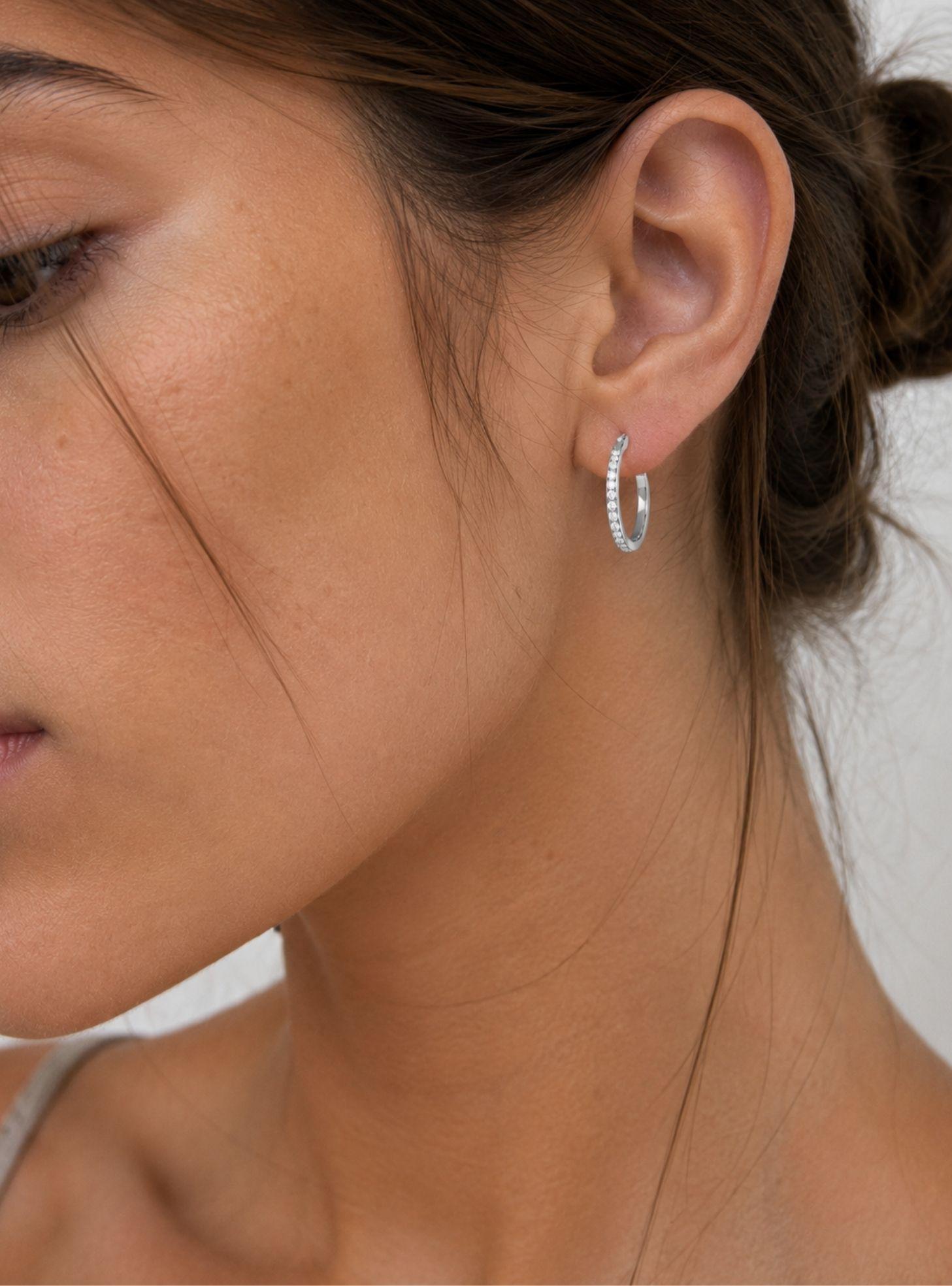 Argollas Eternity cerradas con cristal de Austria de 18mm EN PLATA-3