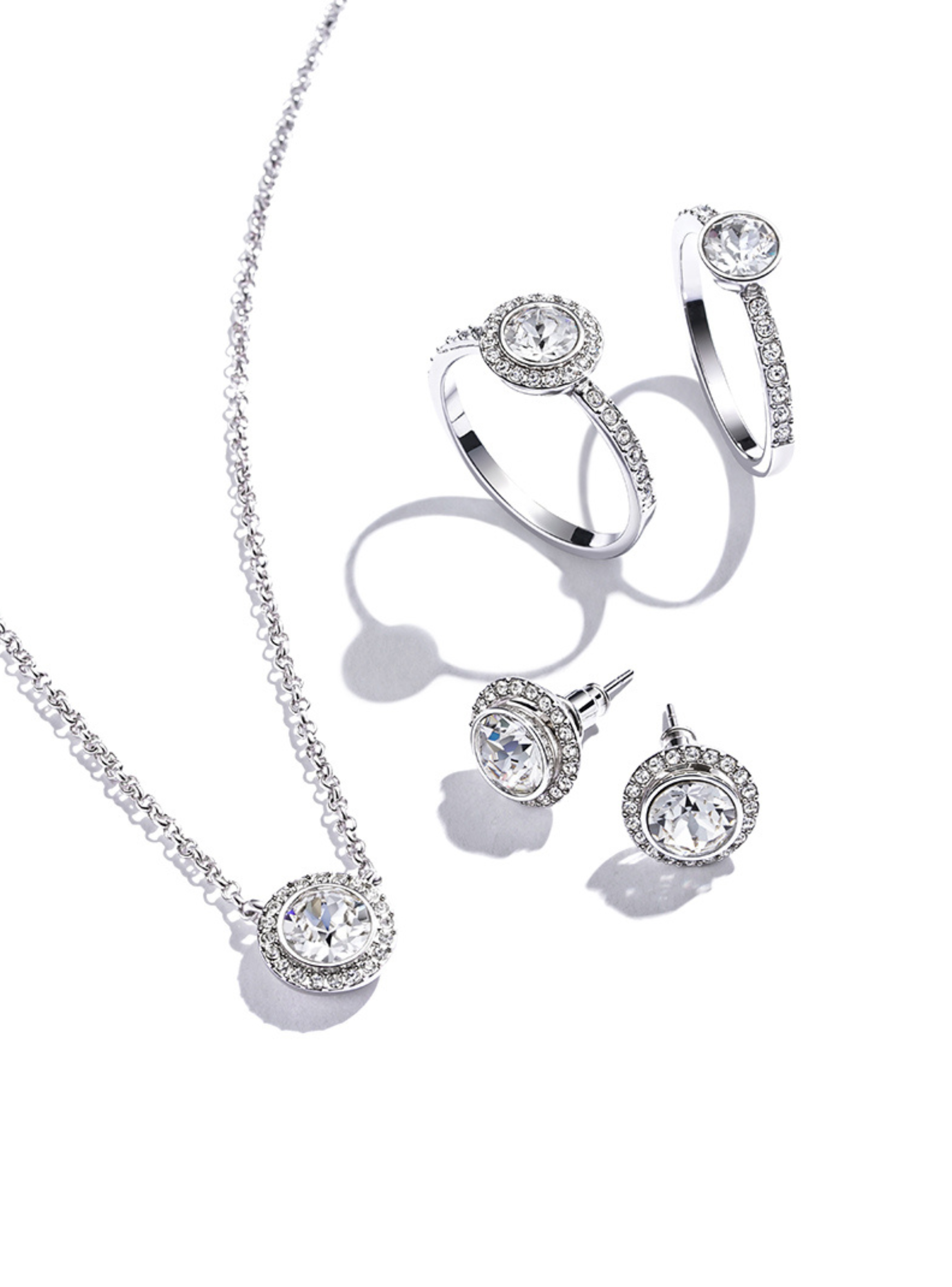 Aros colgantes Angelic Circle con cristal de Swarovski transparentes en plata-2