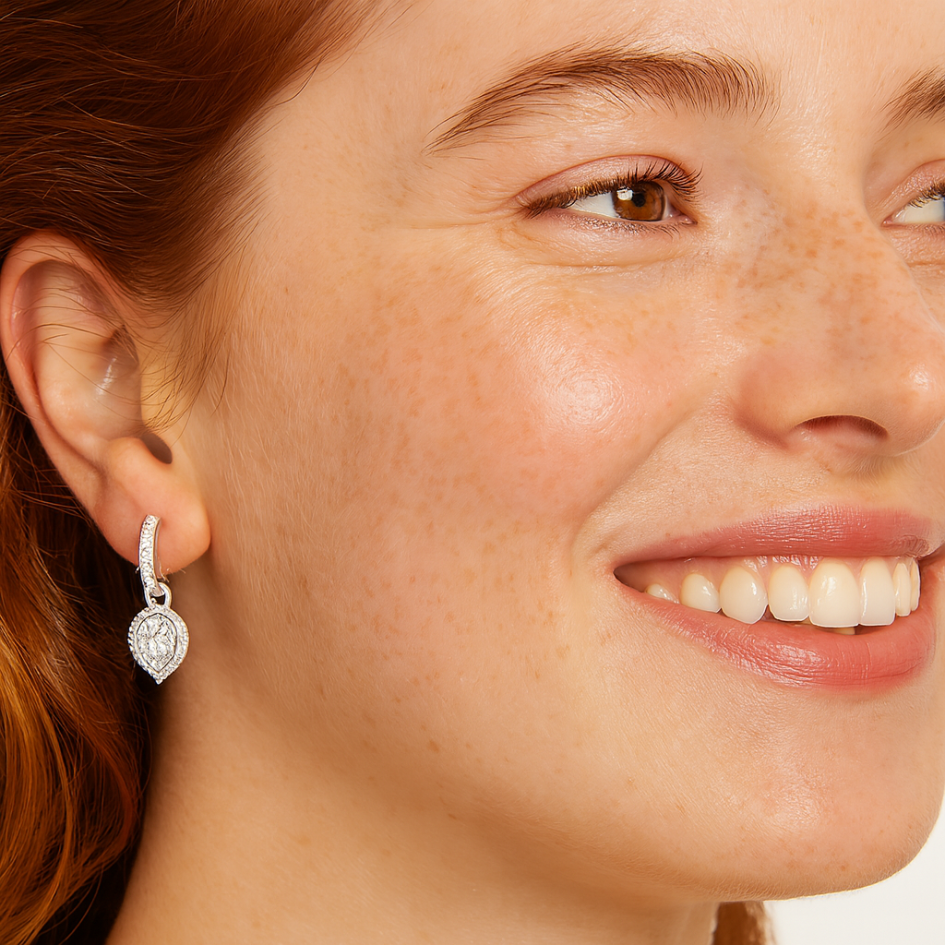 Aros colgantes Angelic Pear Drop  con cristal de Austria en plata-3