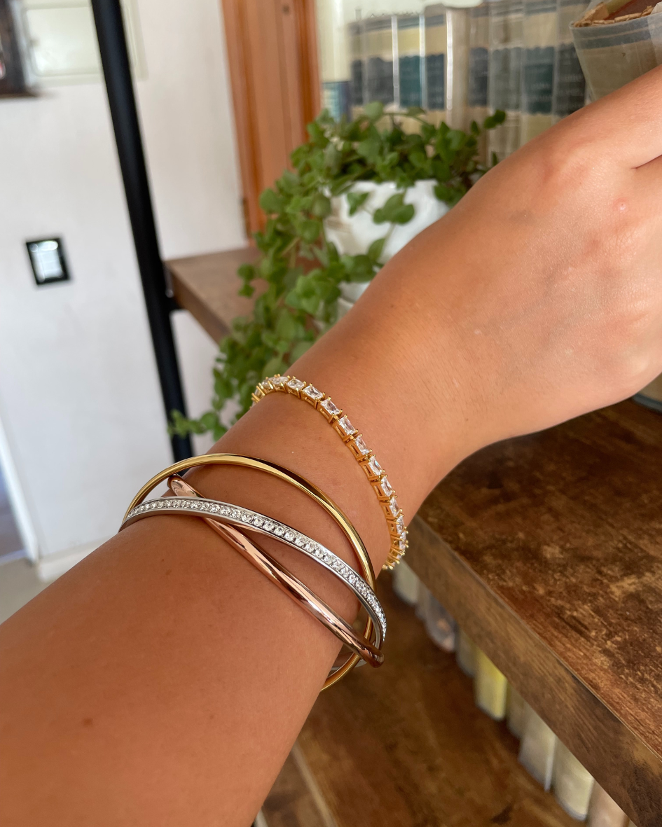 Brazaletes Trinity Tri-Colour Brilliance con cristales Swarovski en pavé.-2