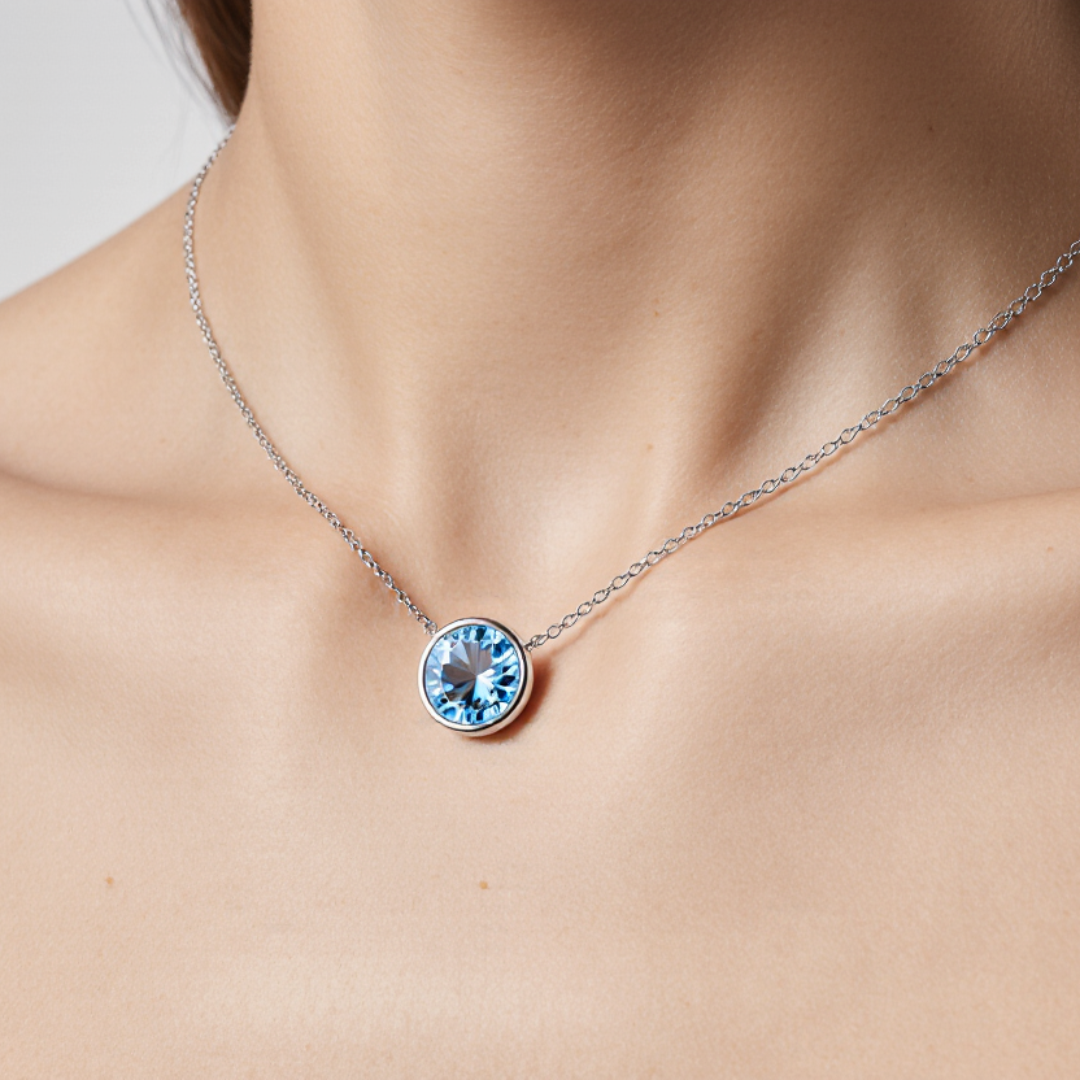 Collar Bella con cristal zafiro claro de 11mm bañado en rodio-2