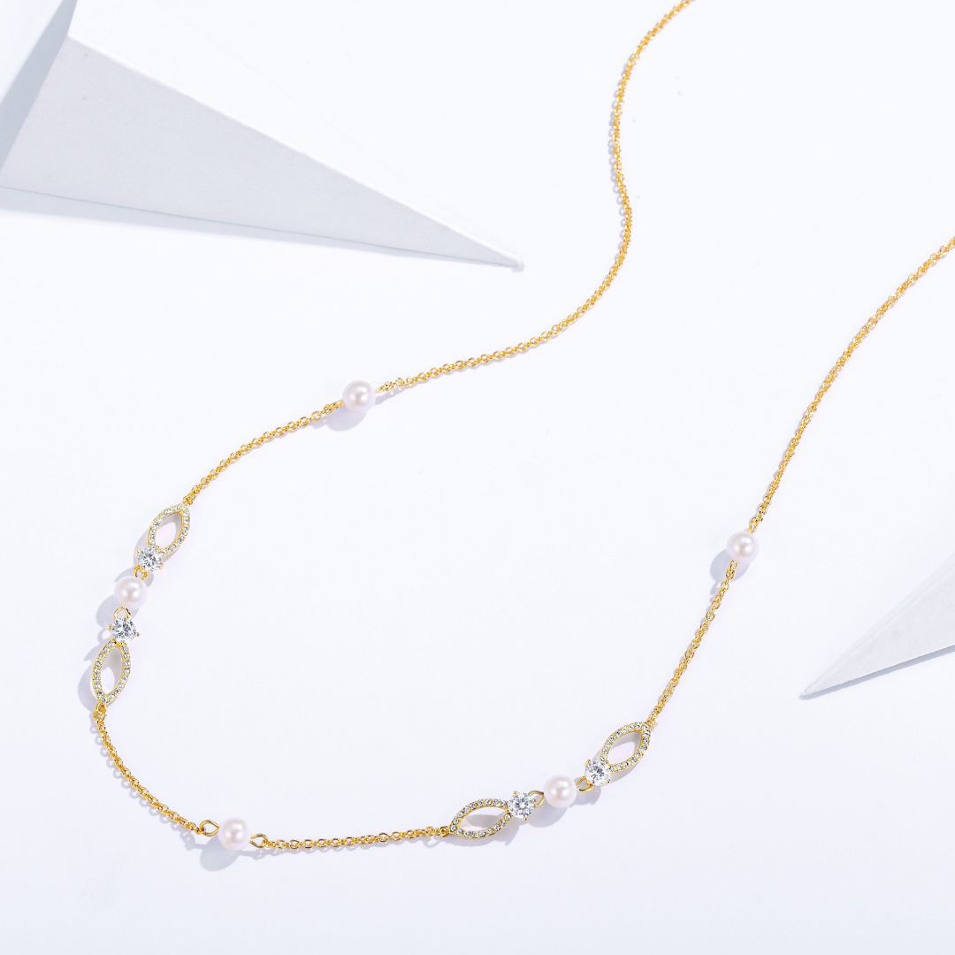 Collar Largo de Perlas Blancas y Cristales en Rodio-2