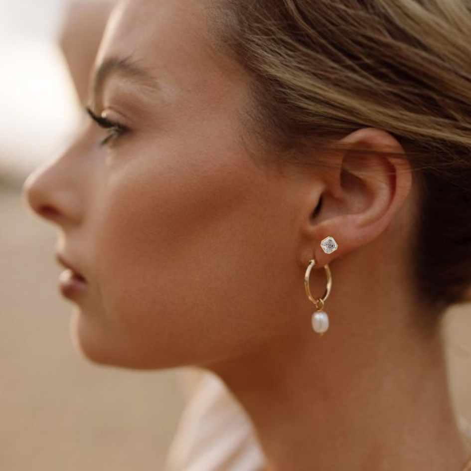 Aros Asscher con cristal de Austria transparente en oro-2