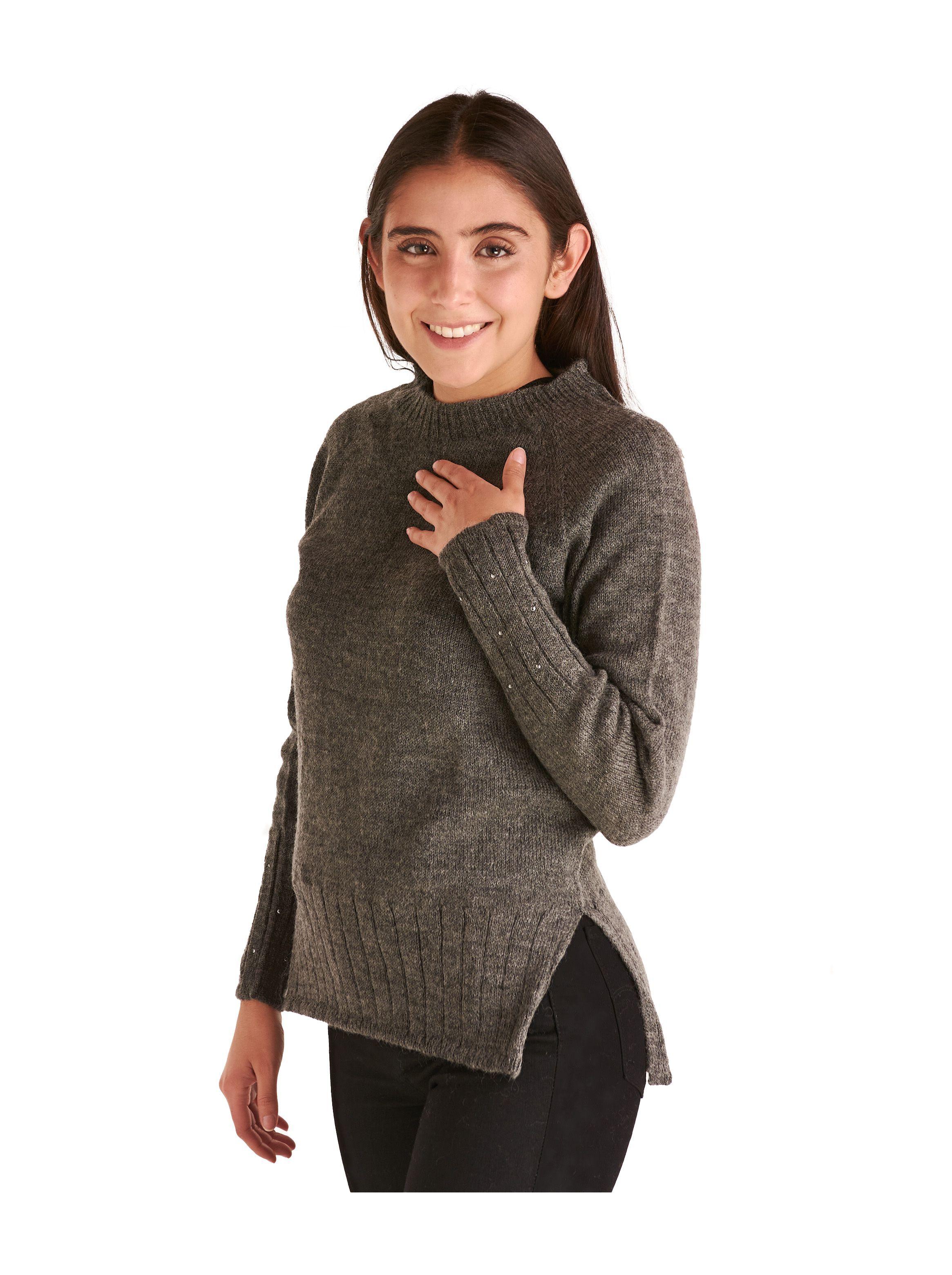 Sweater Cuello Redondo. Manga Ranglan y tachas en puños.-0