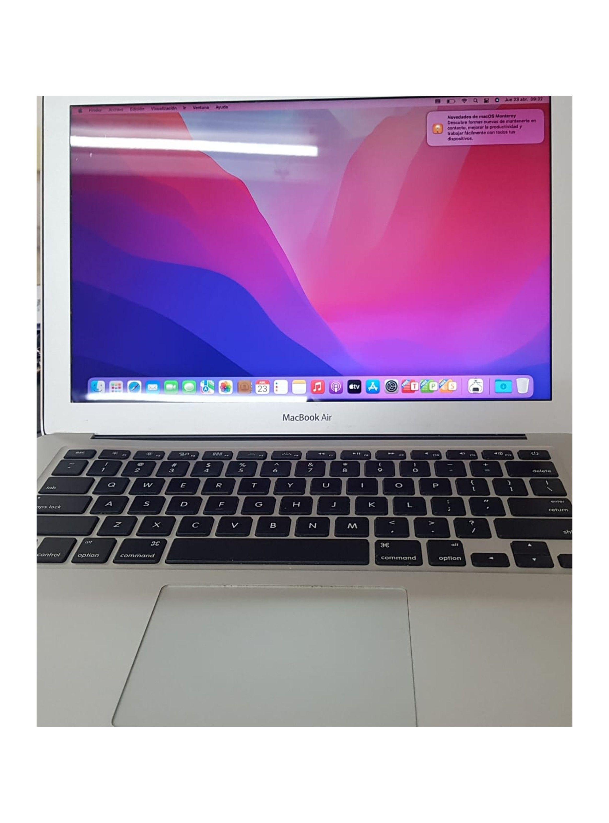 Notebook Macbook Air A1466, 13", Core I5, 250GB, 8GB-3