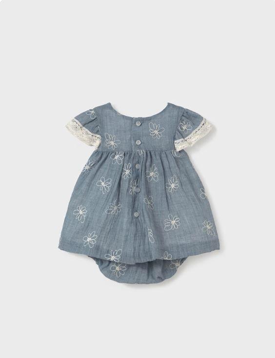 VESTIDO BORDADO CON CUBREPAÑAL-2