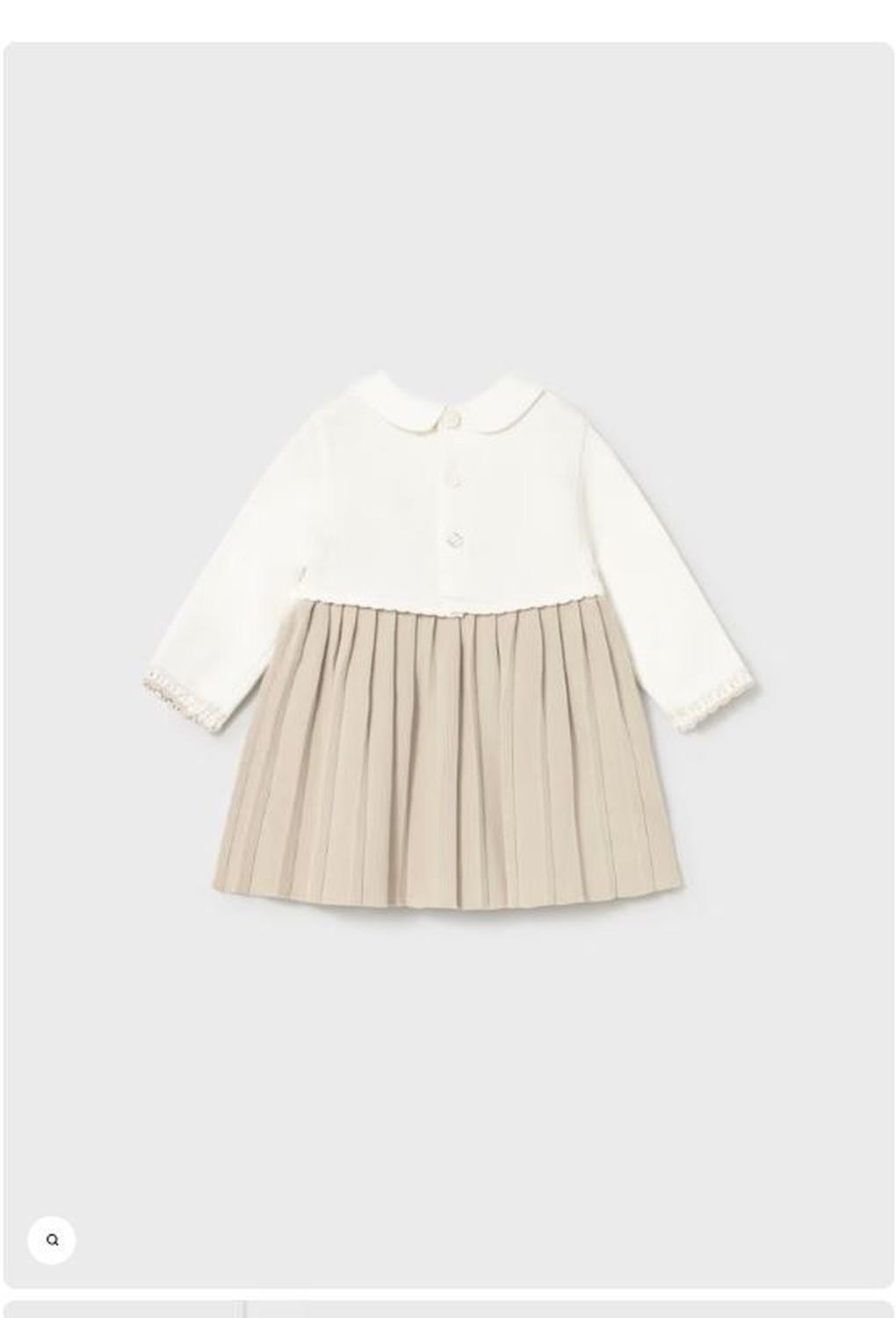 Vestido español, tejido de punto.-3