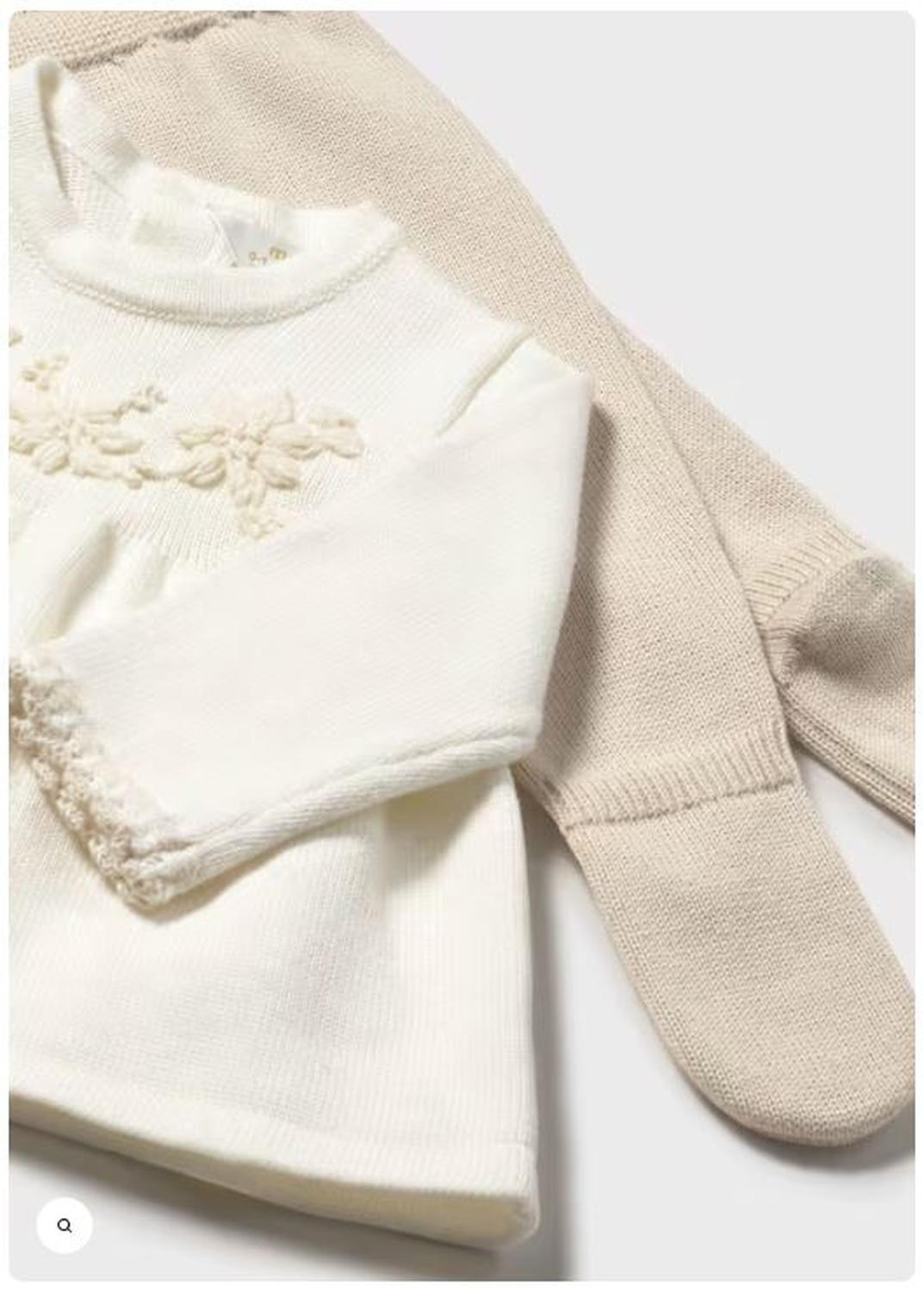 Conjunto polaina con camiseta y chaleco-1