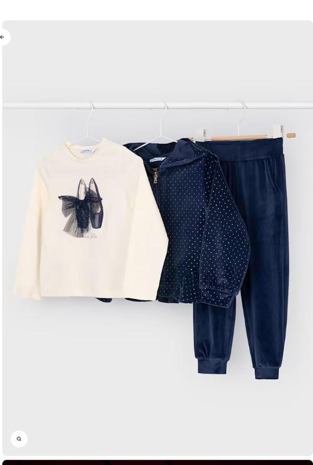 Conjunto español, Chandal, camiseta y pantalon largo diseño zapatito con cintas-0