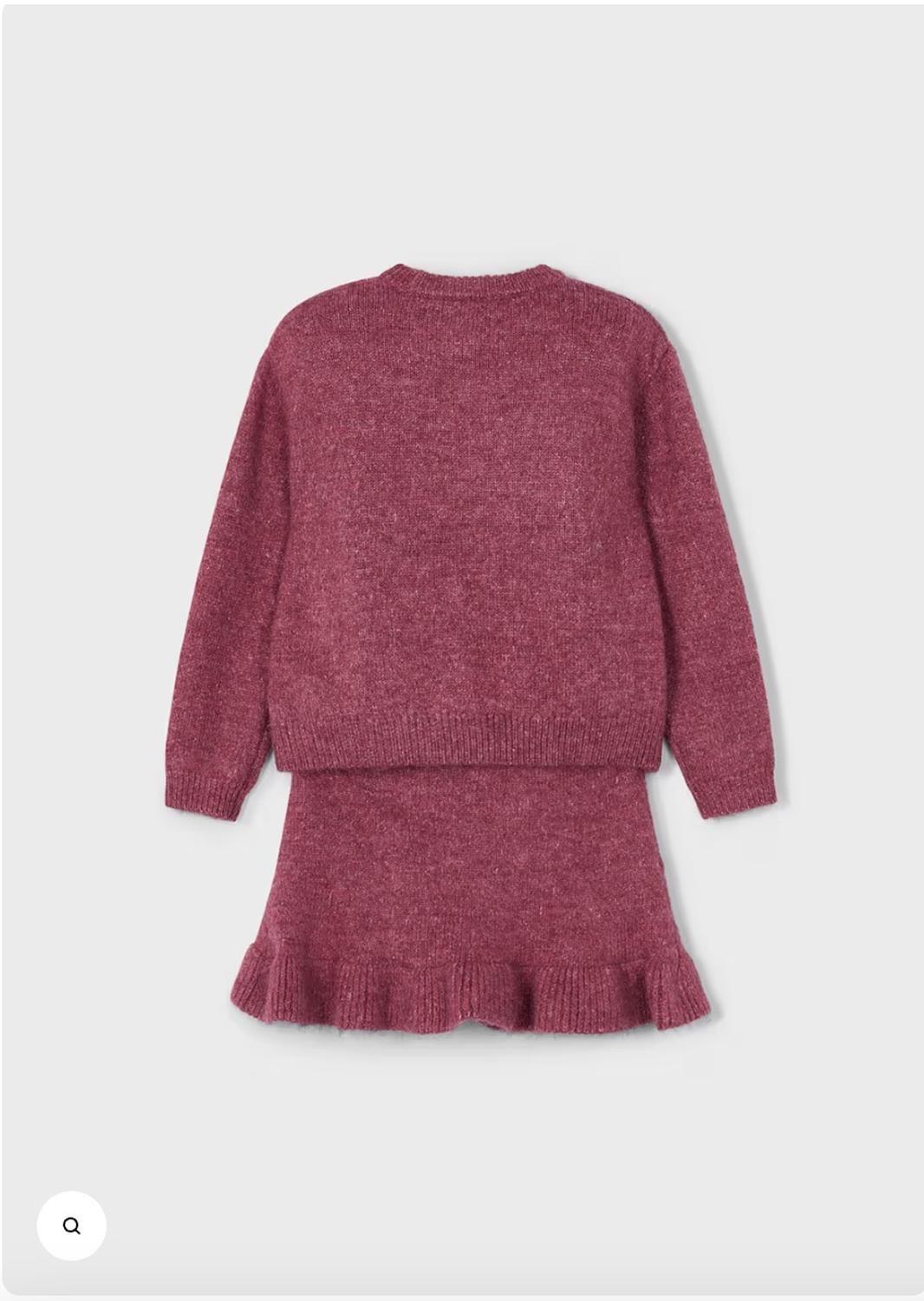 Conjunto de jersey, falda con volantes en el bajo.-1
