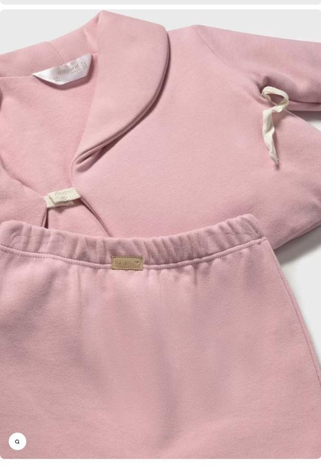 Hermoso pantalon con  camiseta tipo blusón y sudadera con broche y amarra -4