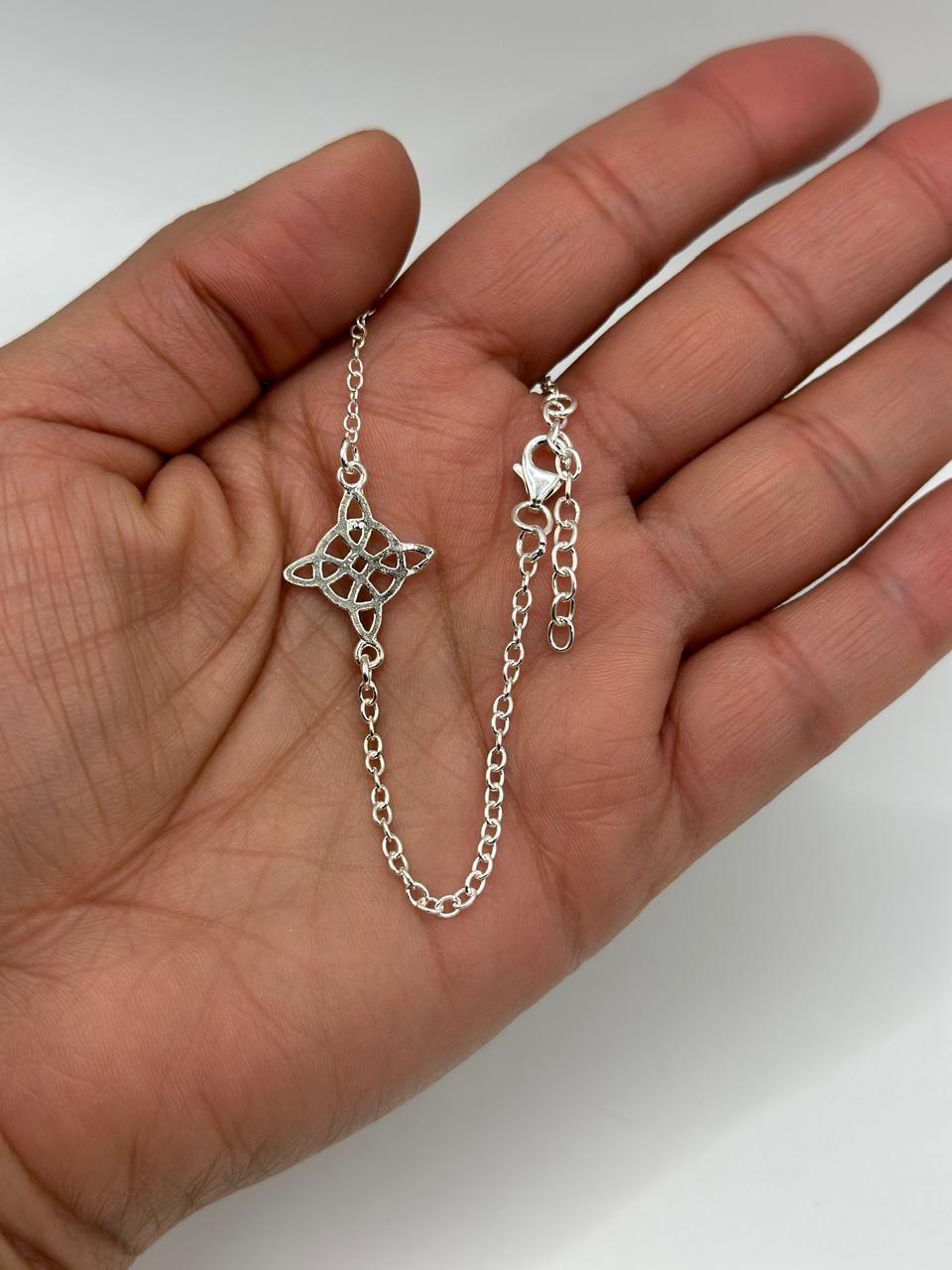 Pulsera Nudo De Bruja Protección Plata -2