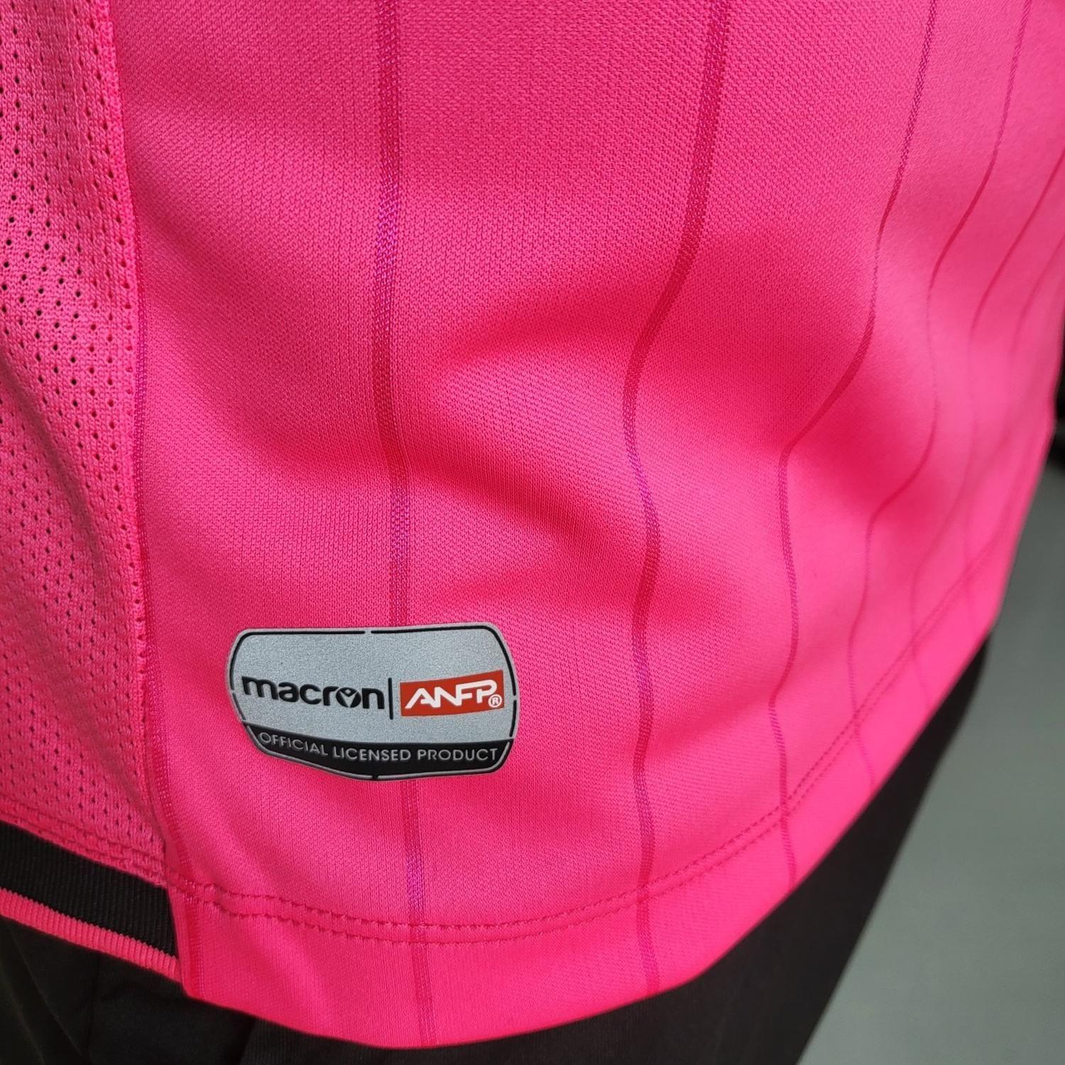 Camiseta Arbitro Macron Eklind Manga Larga Negro-2