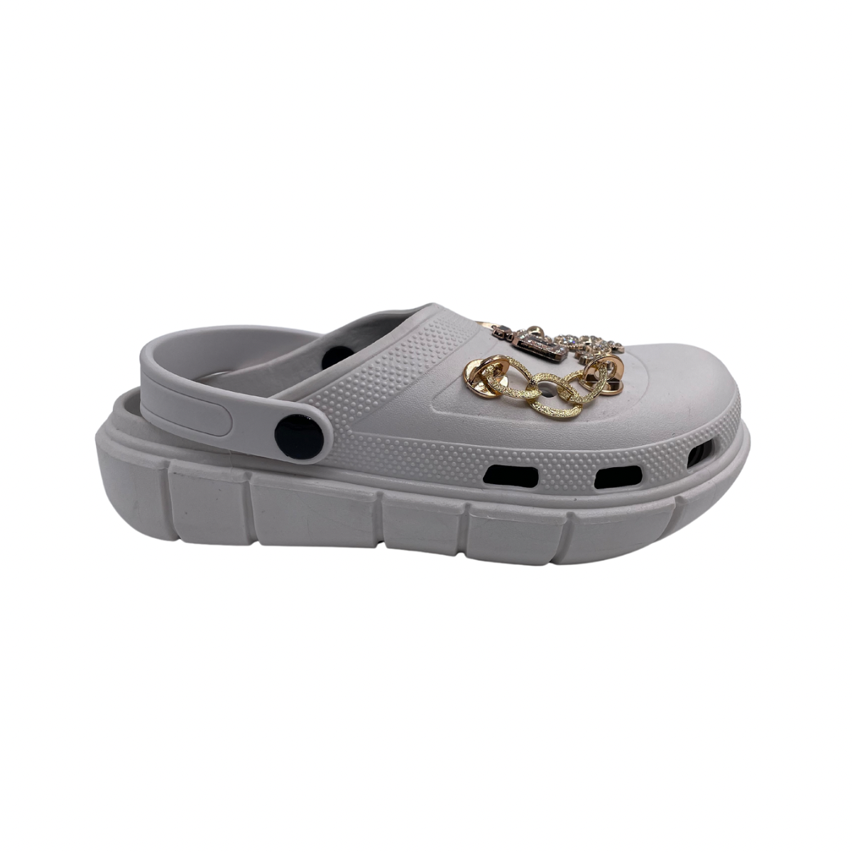 Zuecos Bajos Decorados con Charms Dorados-5