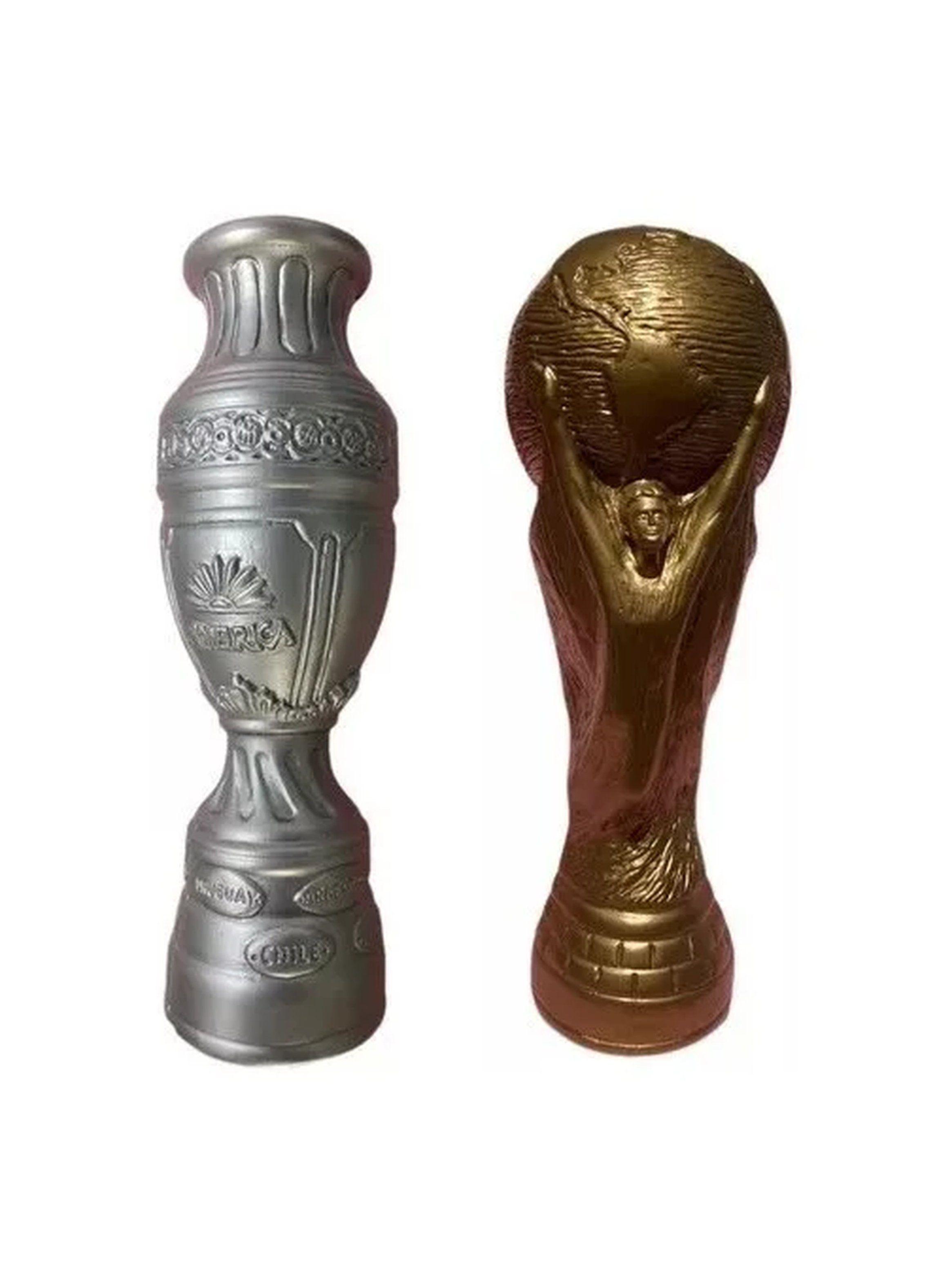 Trofeo Decorativo Estilo Copa Mundial Metalizado Oro y Plata-0