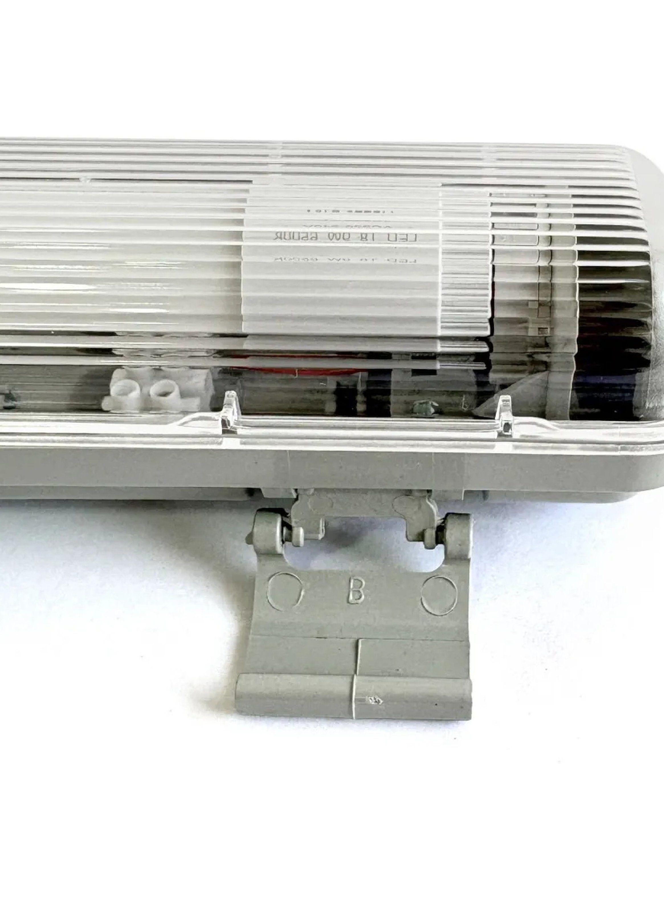 Lámpara LED Estanca 1x9W Luz Blanca Fría IP65-4