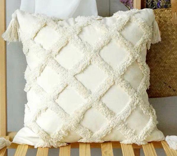 COJÍN BOHO 45 CM X 45 CM CUADROS-0