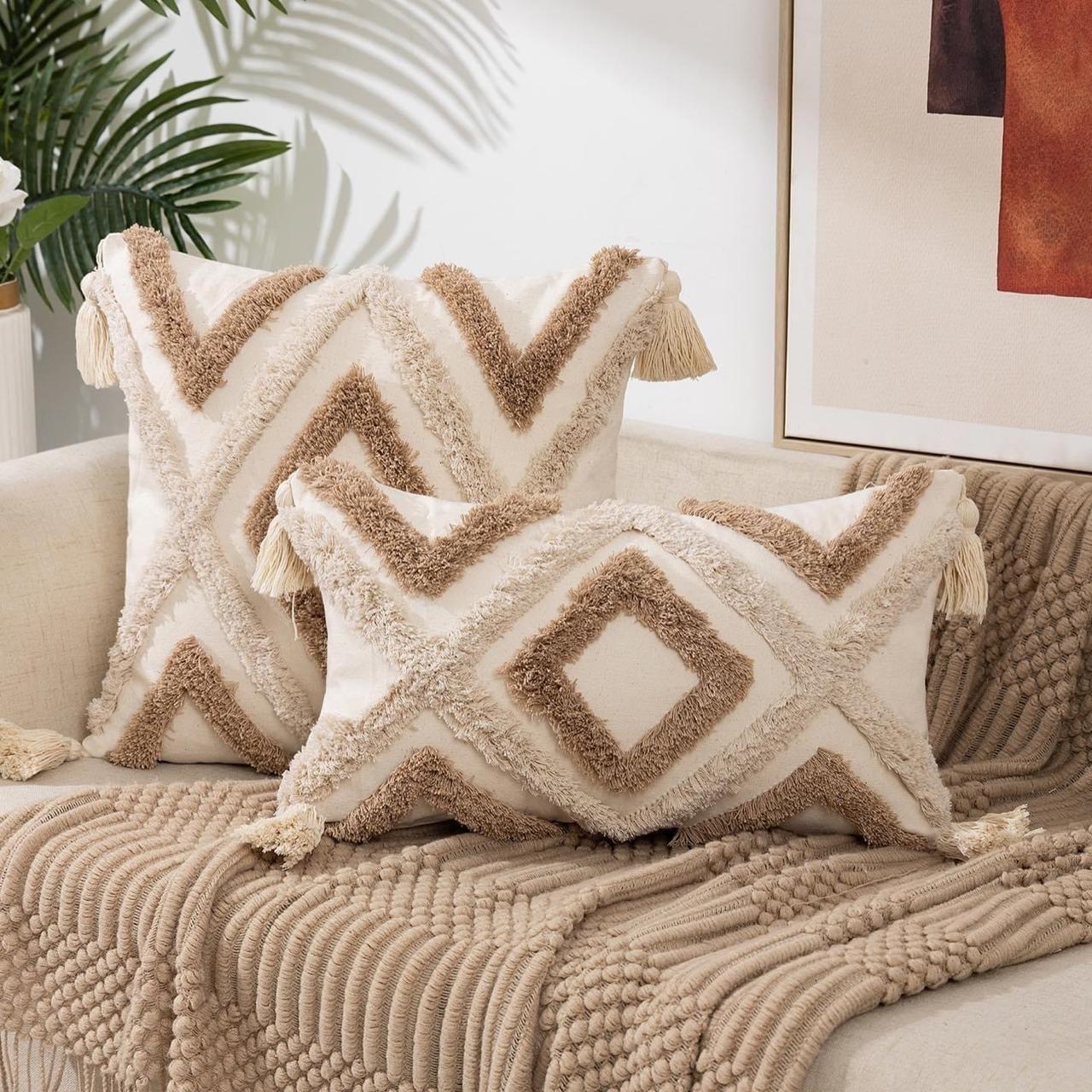 COJÍN BOHO 30 CM X 50 CM ROMBO CAFE CLARO-2
