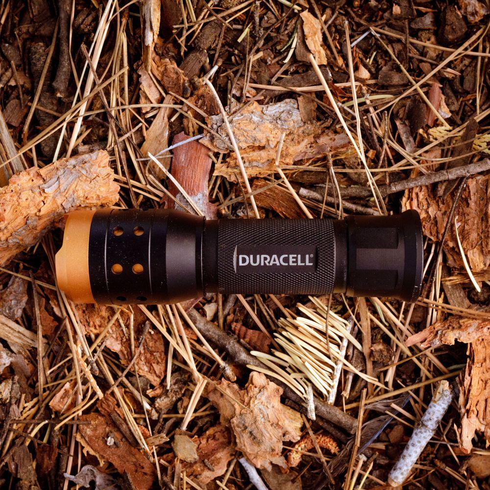 Linterna Duracell Foco Ajustable 350 Lumen c/3 Pilas AAA-8