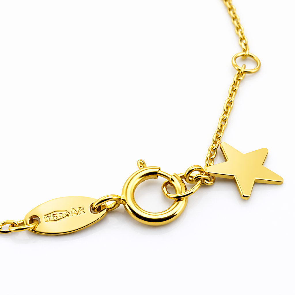 Pulsera con 3 Esferas Caladas y Estrella en Cierre Oro Amarillo 18K-3