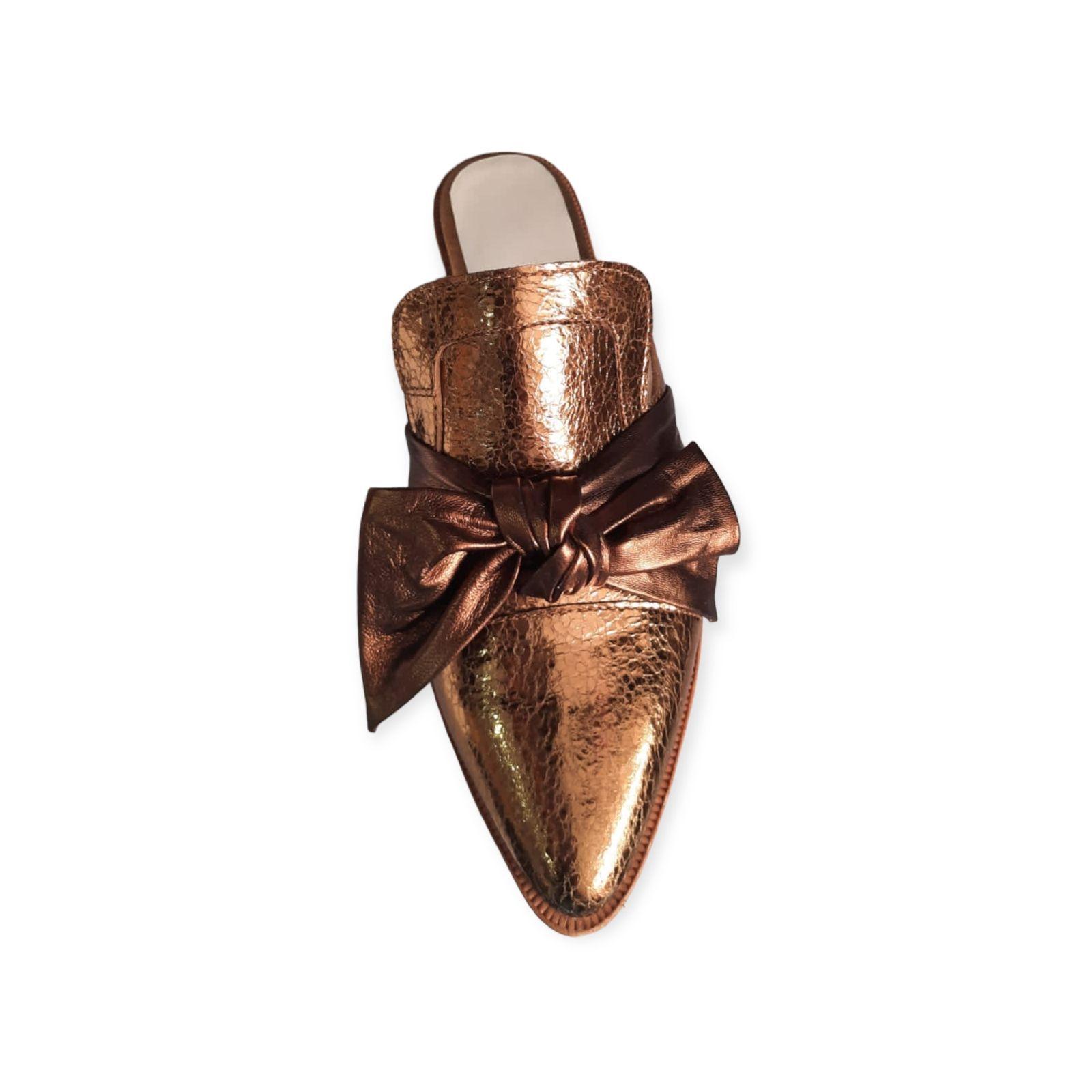 Babucha Cuero Luisa Café Metálico-3