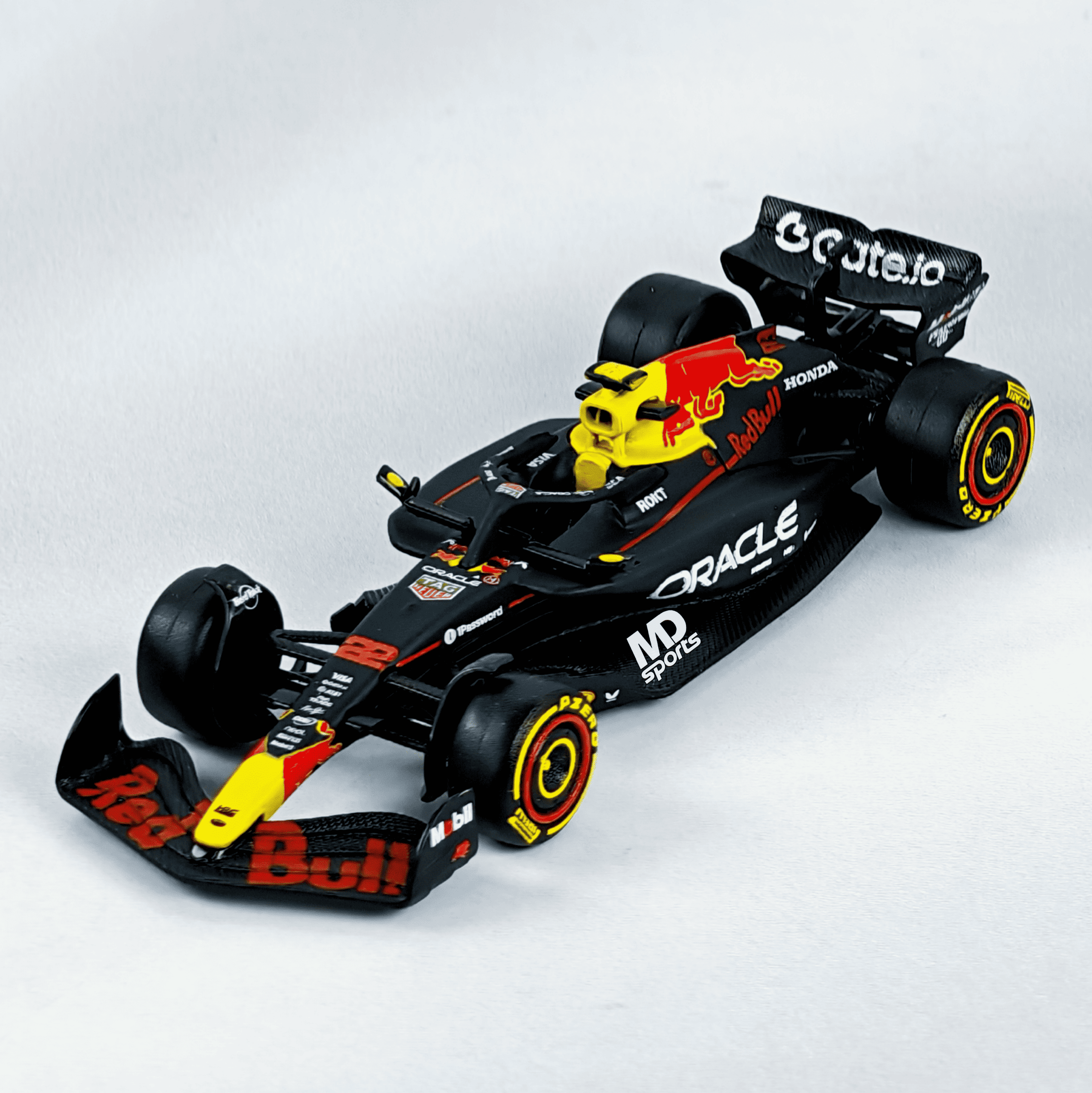 Auto F1 RedBull RB21 2025 22 Yuki Tsunoda Caja Normal Burago 1 64-3