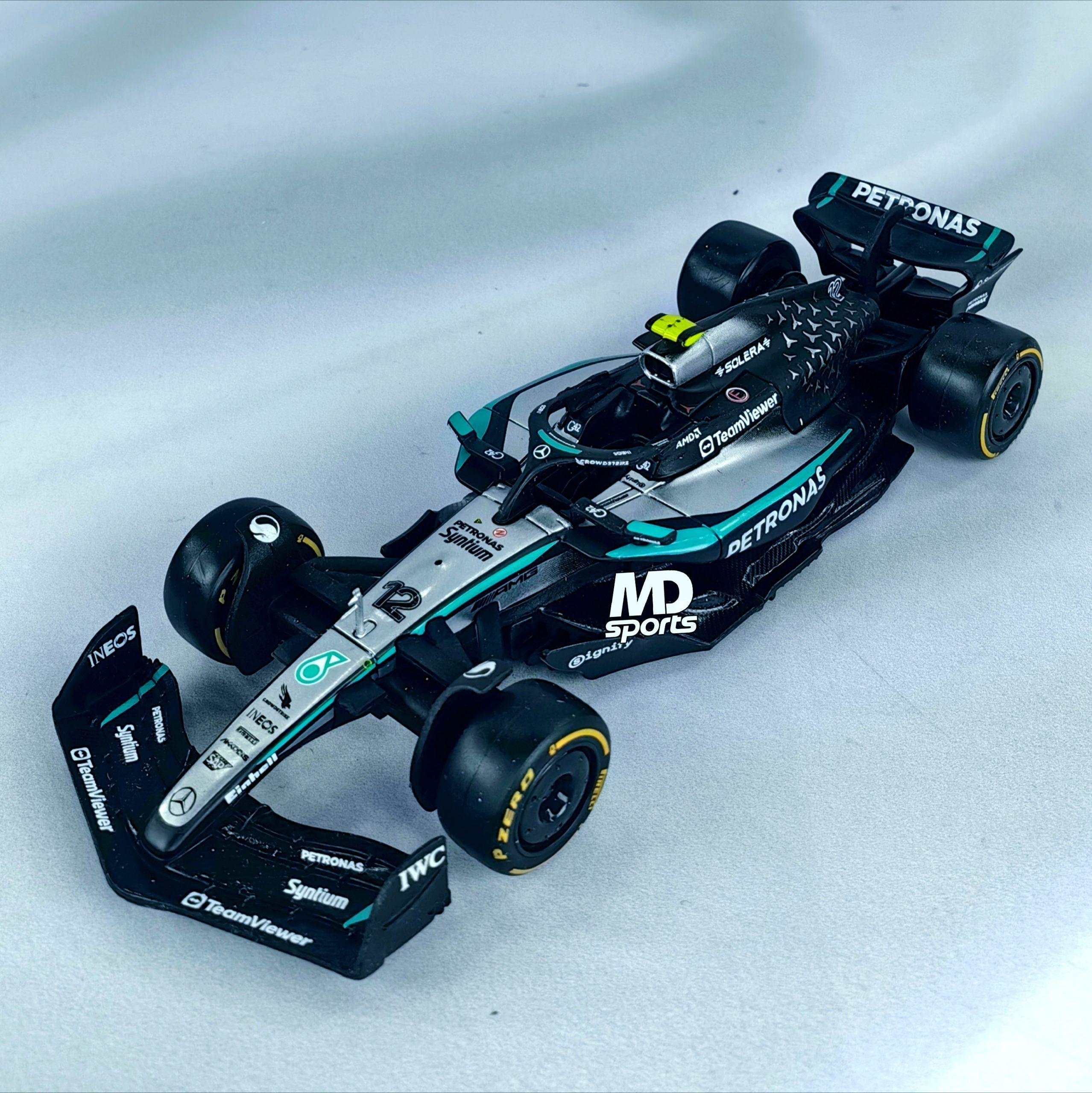 Auto F1 Mercedes W16 2025 12 Kimi Antonelli Caja Normal Burago 1 43-3