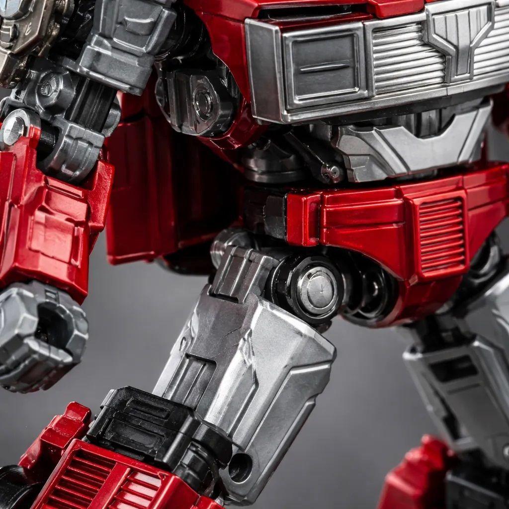 Transformers Legacy Deluxe Prime Universe Knock Out-6