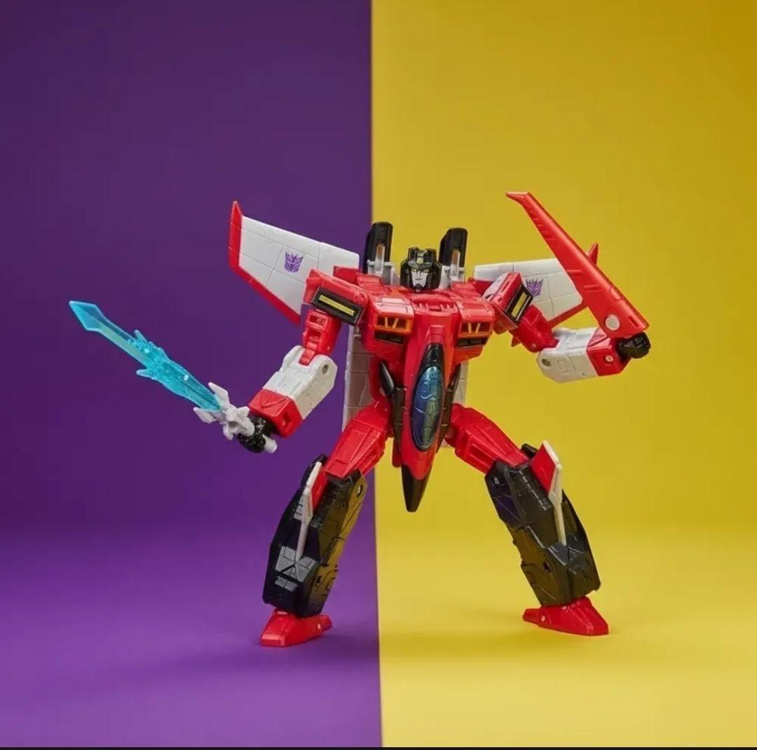 Armada Universe Starscream Transformers Legacy Voyager Class-5