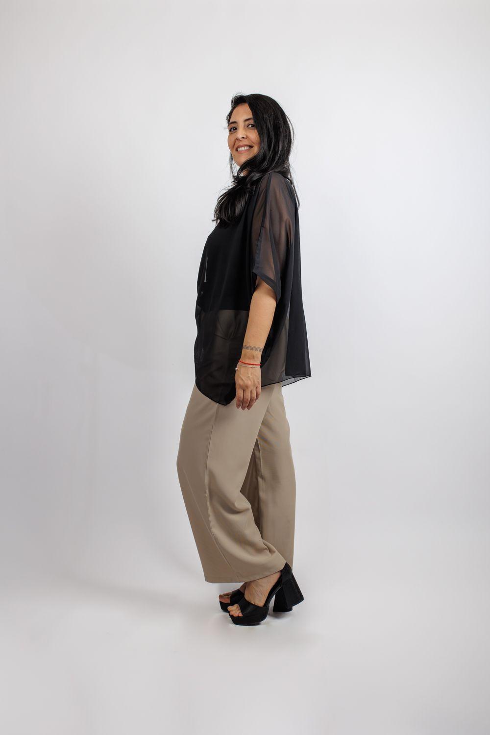 Blusa Gasa Manga Murcielago Estandar Negro-1