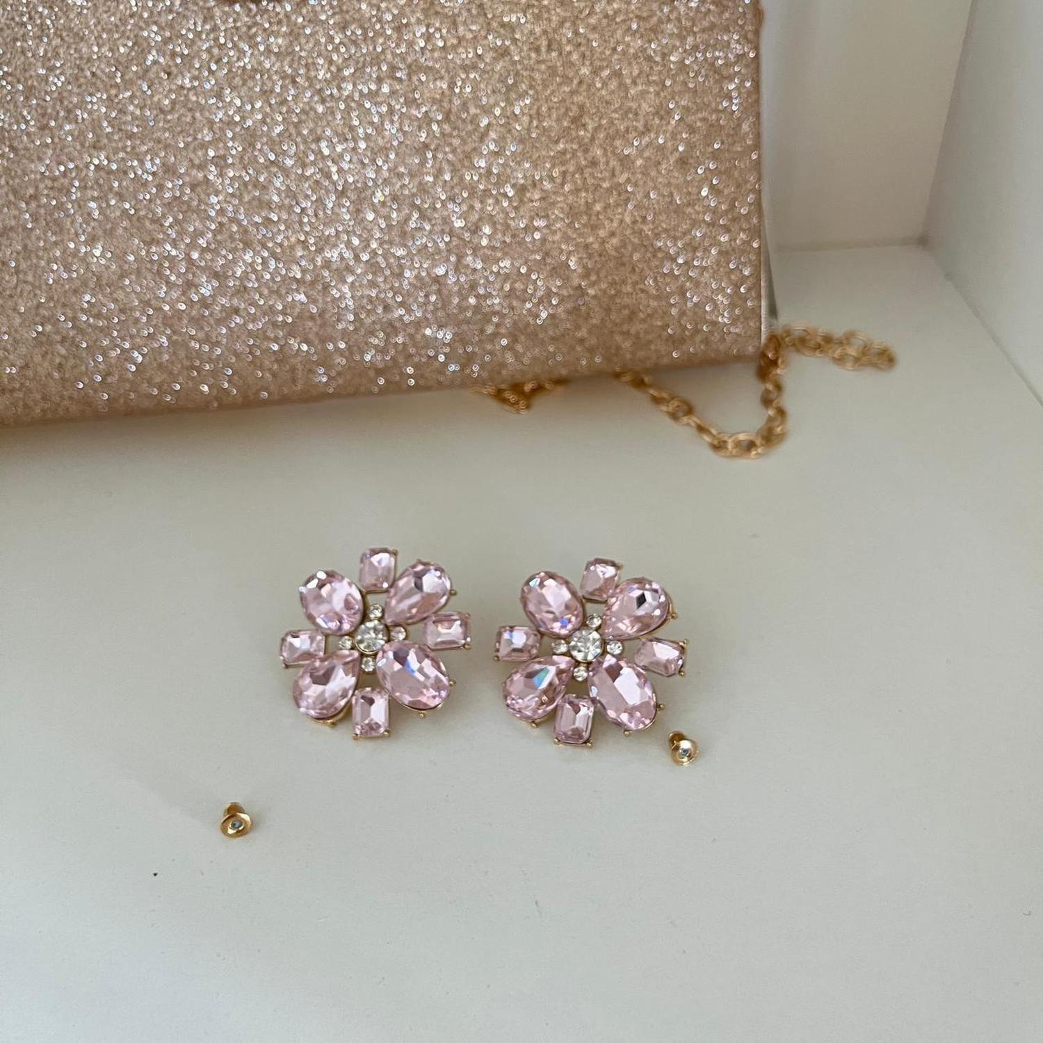 Aros Rosados Diseño 8 petalos-2