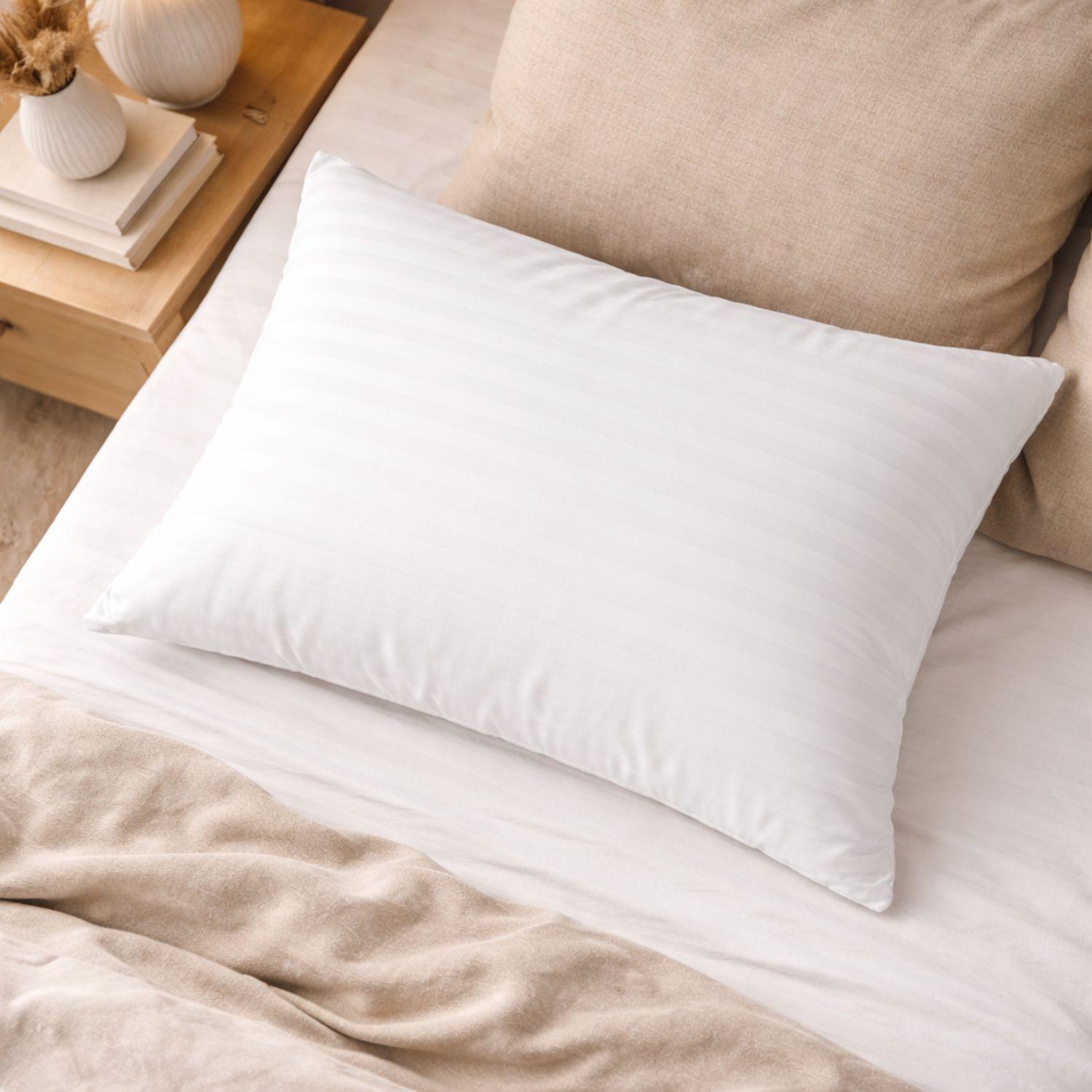 Almohada Estandar Blanca Martin 50x90cm Poliester-1