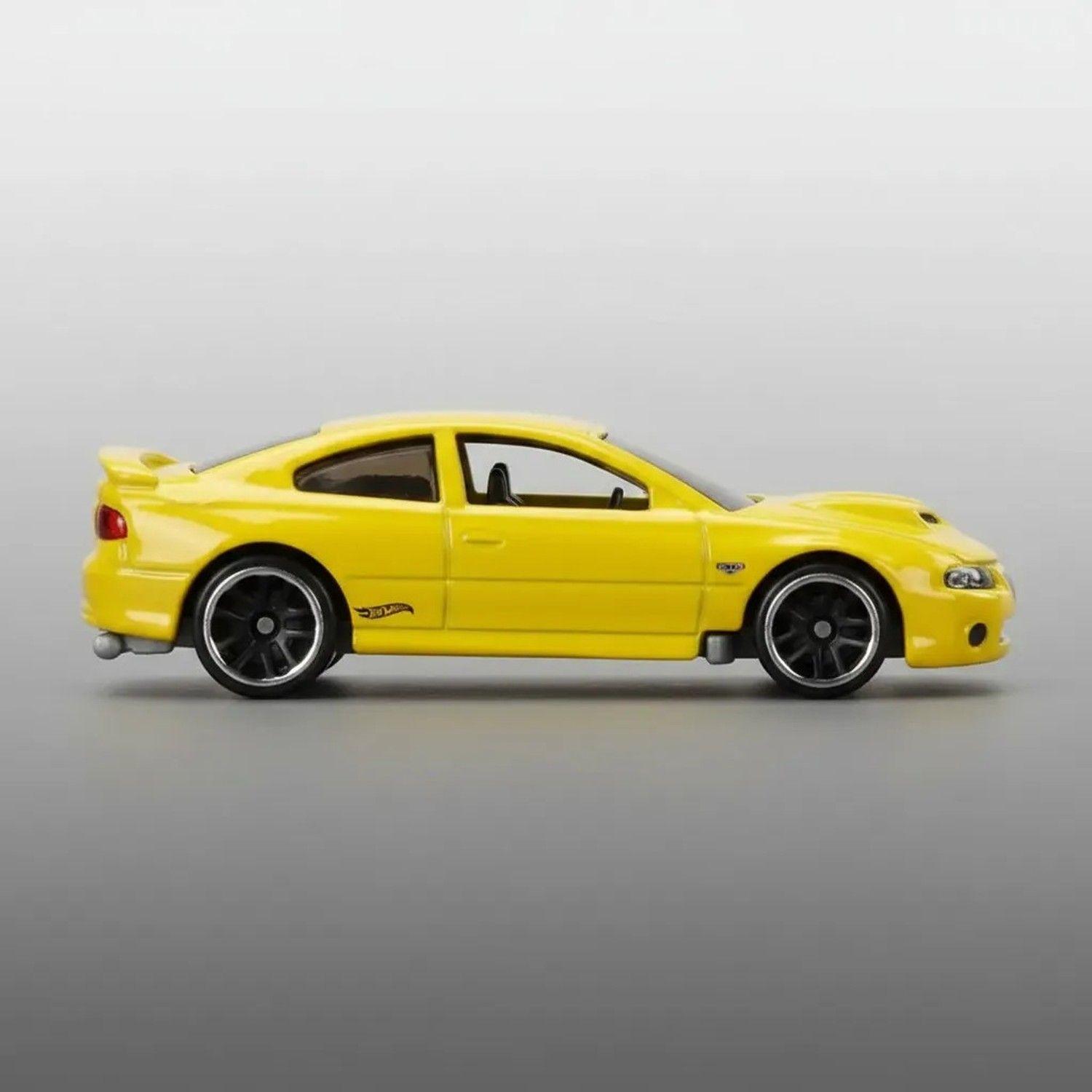 Pontiac Series 2006 Pontiac Gto Hot Wheels Silver 1/64-2