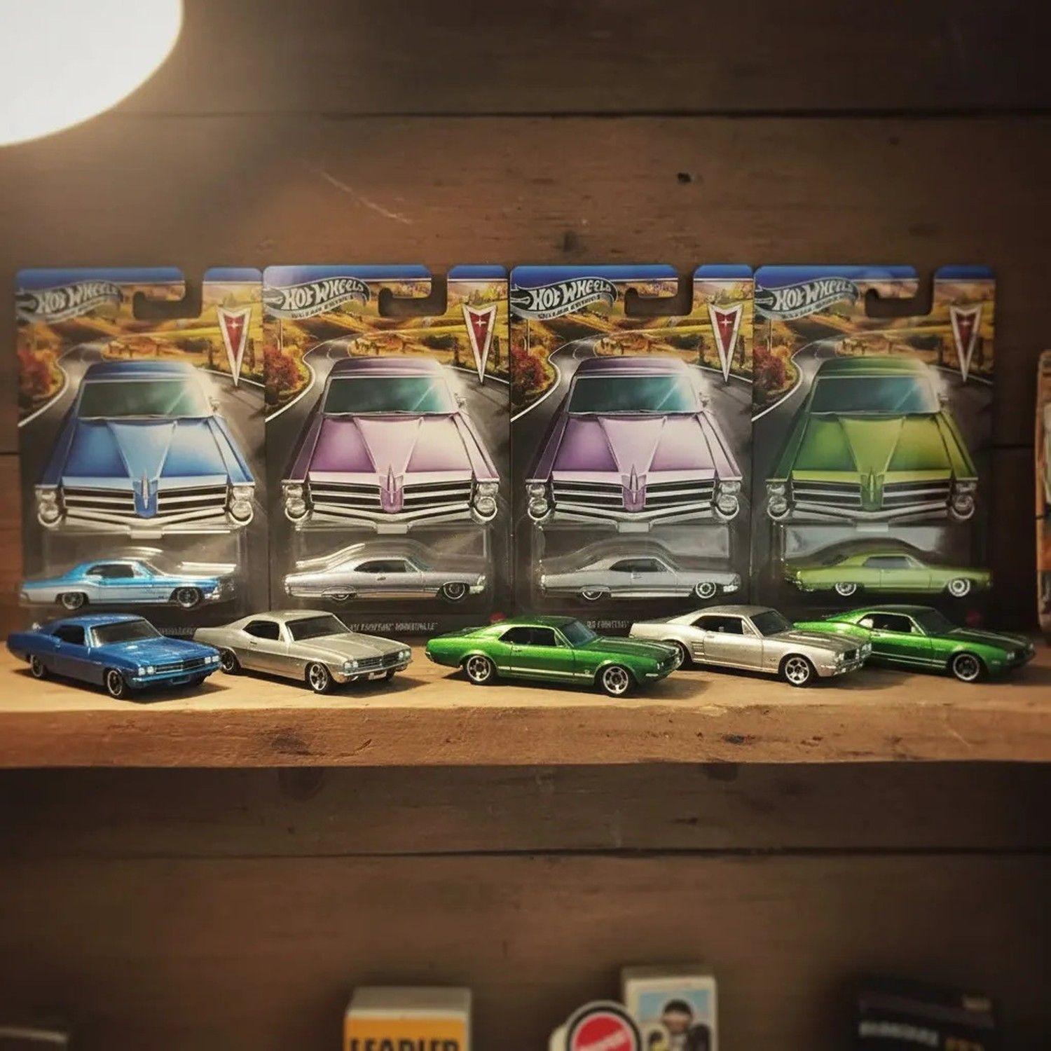 Pontiac Bonneville 1965 Hot Wheels Silver 1/64-4