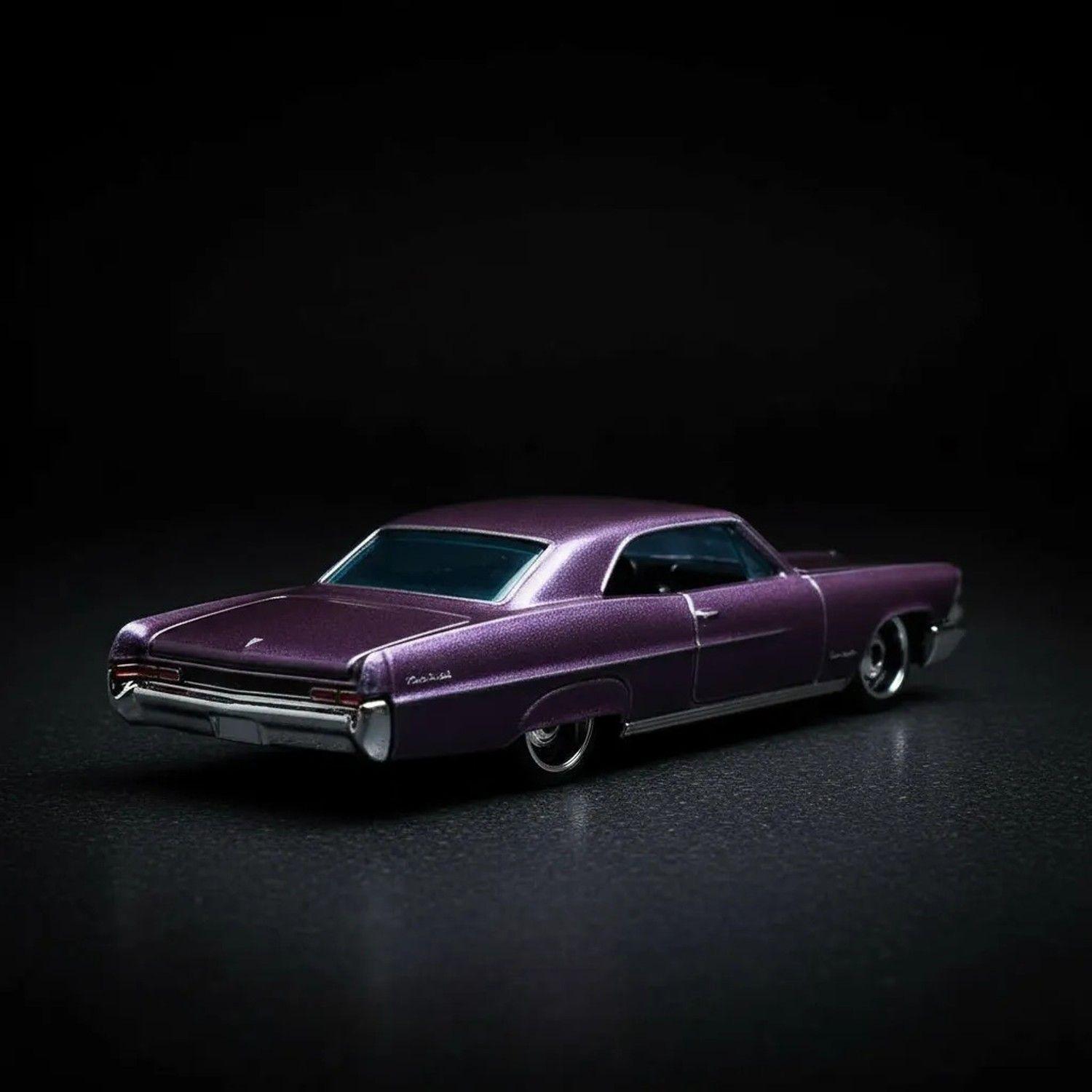Pontiac Bonneville 1965 Hot Wheels Silver 1/64-5