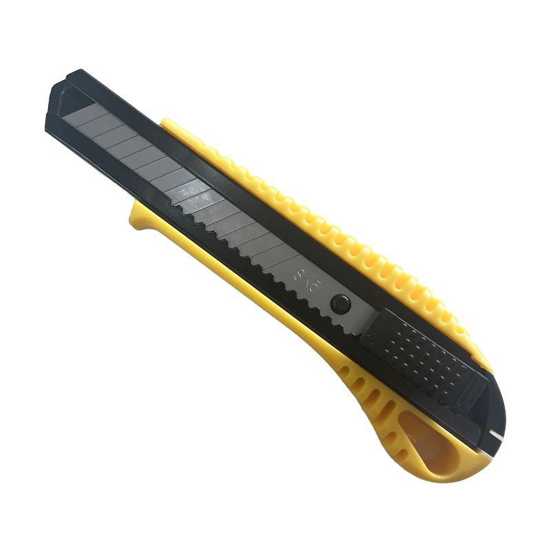 CUCHILLO CARTONERO CE1300 18MM UYU-0