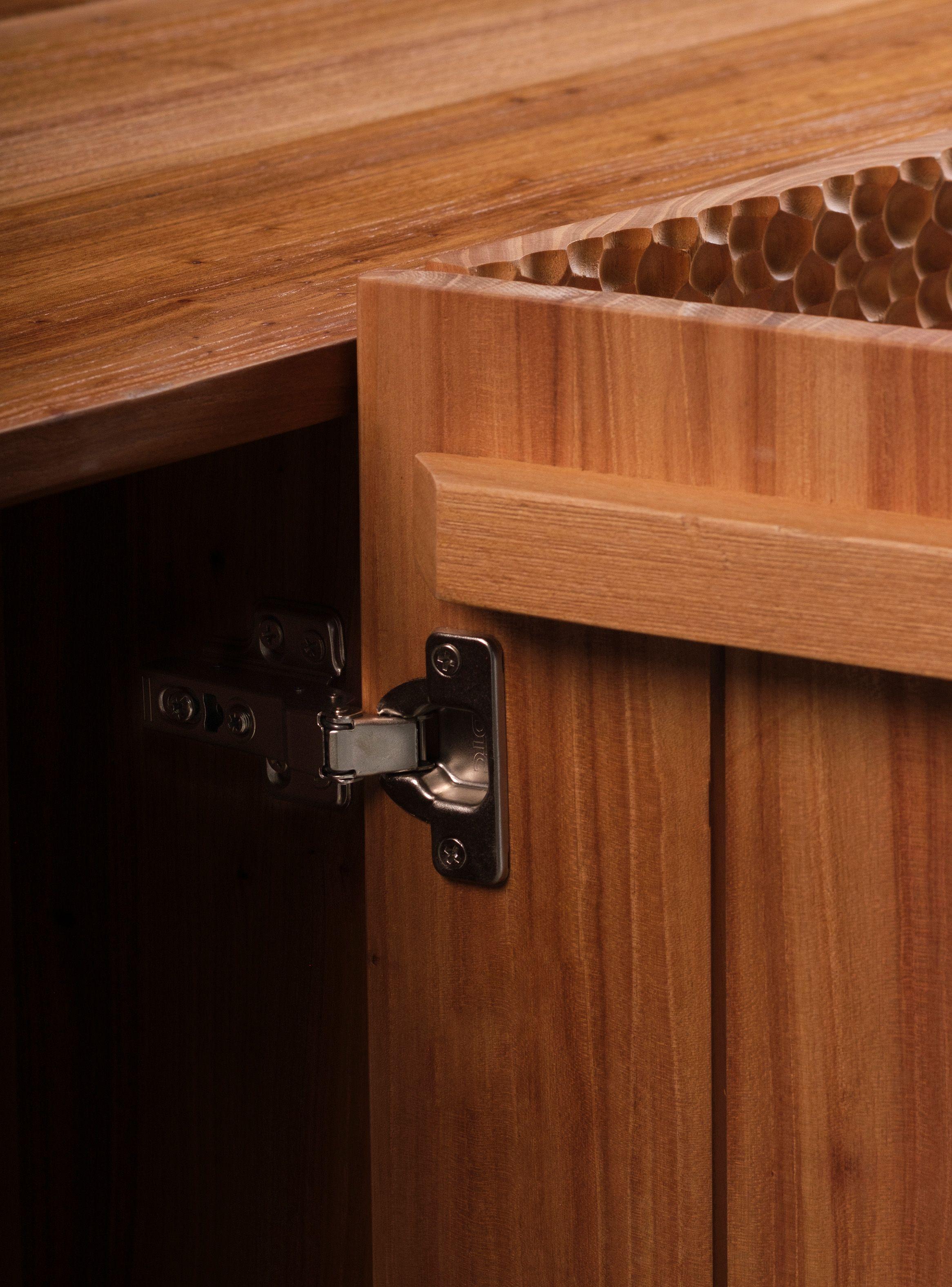 Arrimo de madera de olmo y acero Numa-4