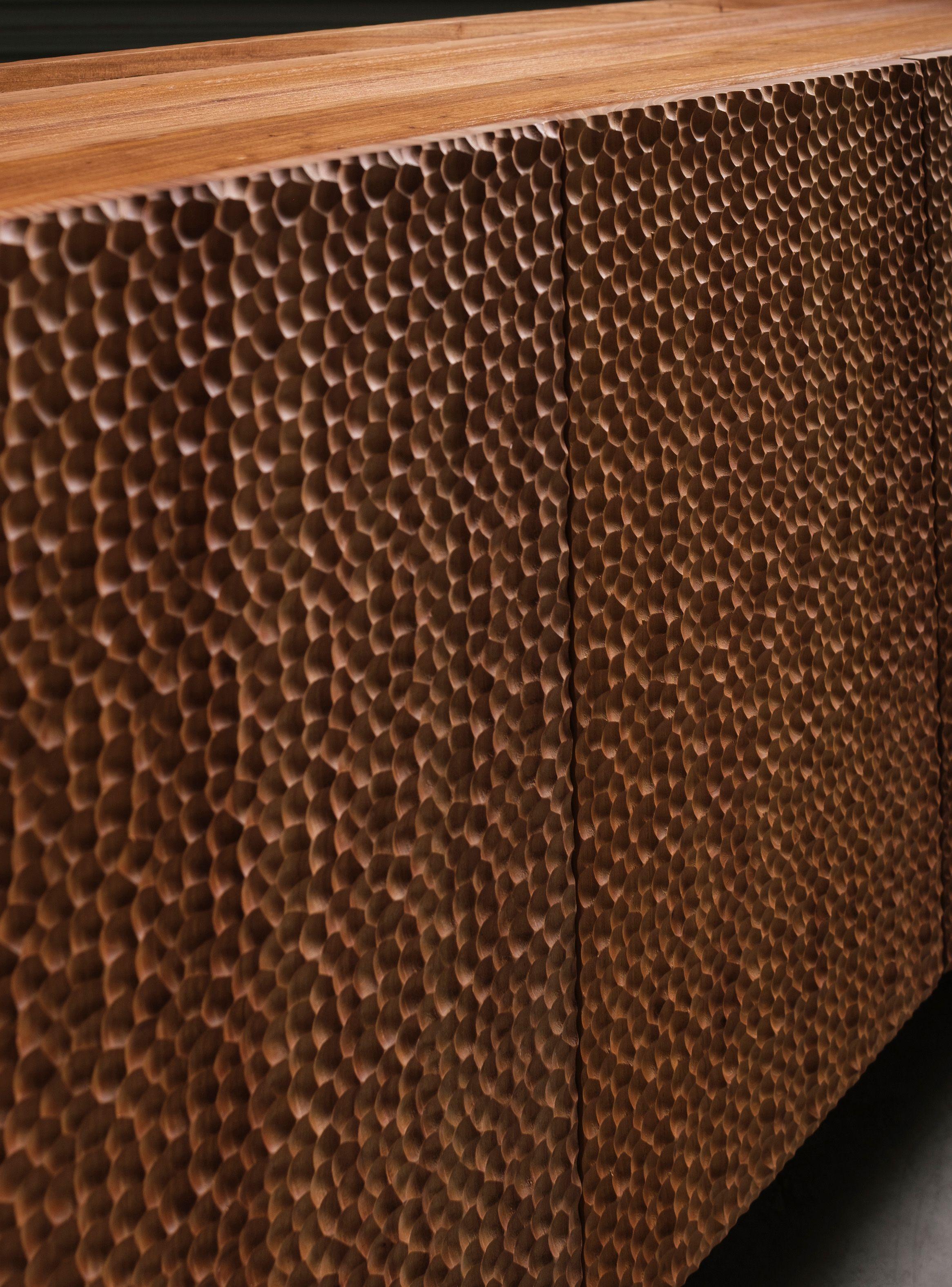 Arrimo de madera de olmo y acero Numa-6