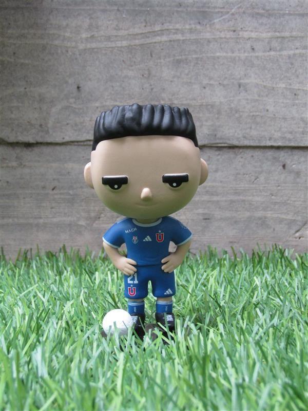 Universidad de Chile Uniforme Titular 2024 Figura Titoys-0