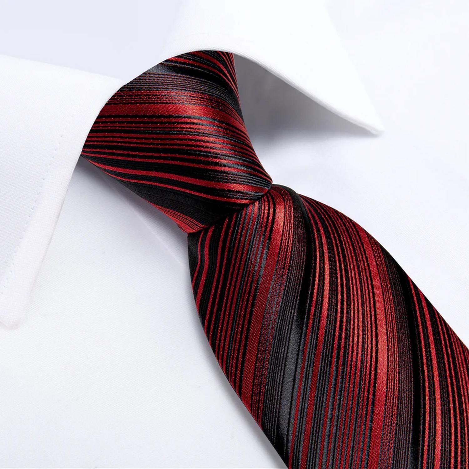 Corbata seda hombre con paño y colleras Modelo Rojo Negro-2