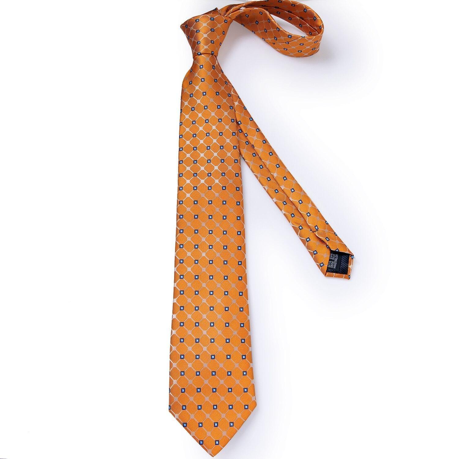 Corbata hombre seda con pañuelo y colleras Modelo Solinario Naranjo-5