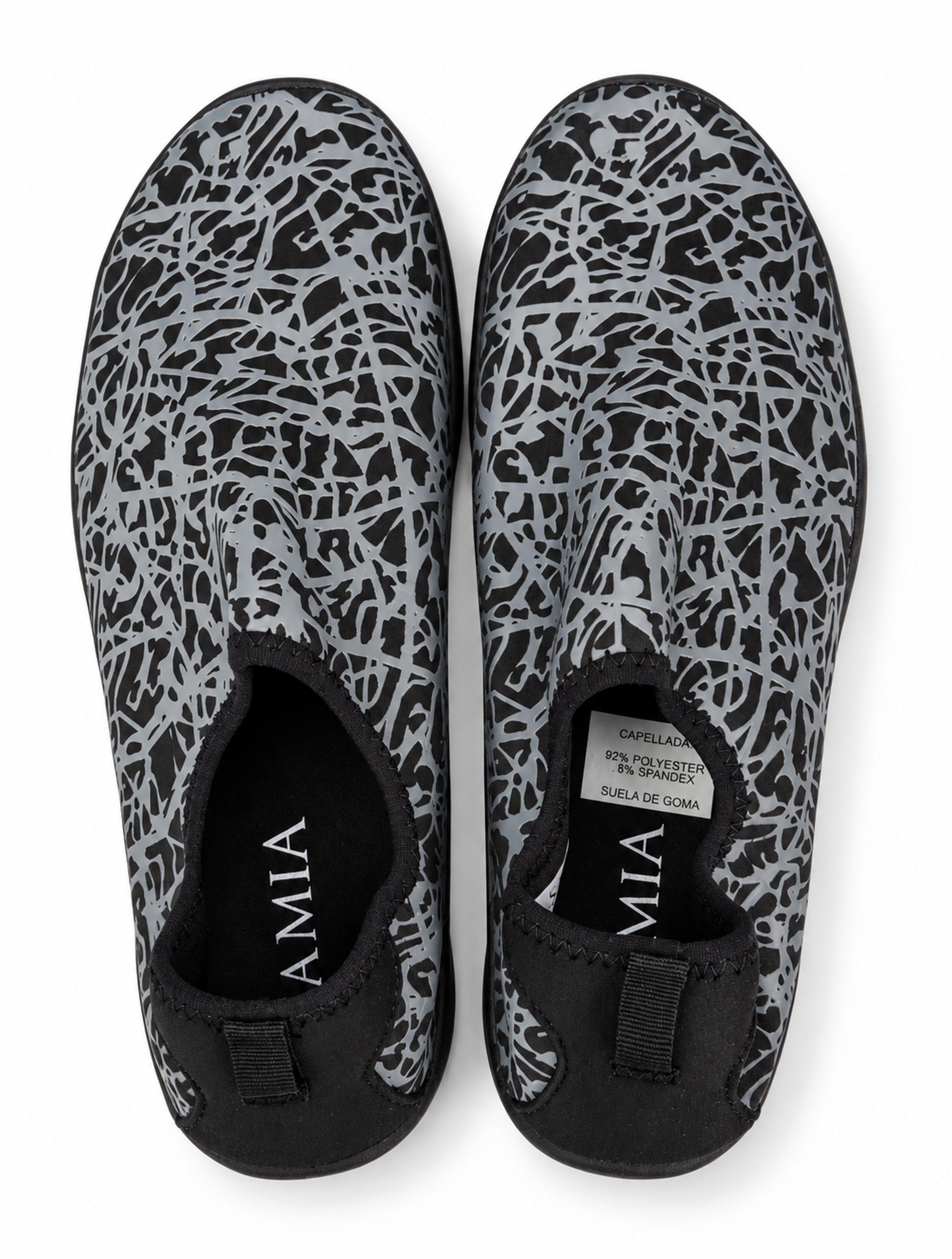 Zapatos de playa hombre color negro-1