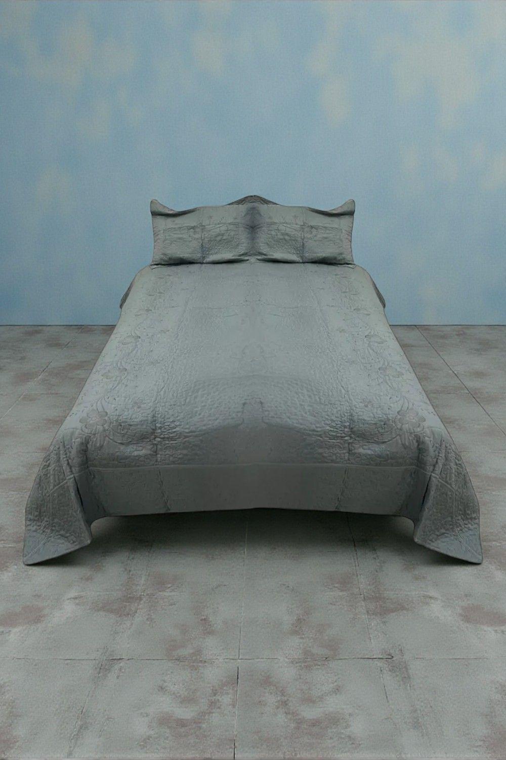 Cubrecama Quilt Verano Flores Bordadas King GRIS-1