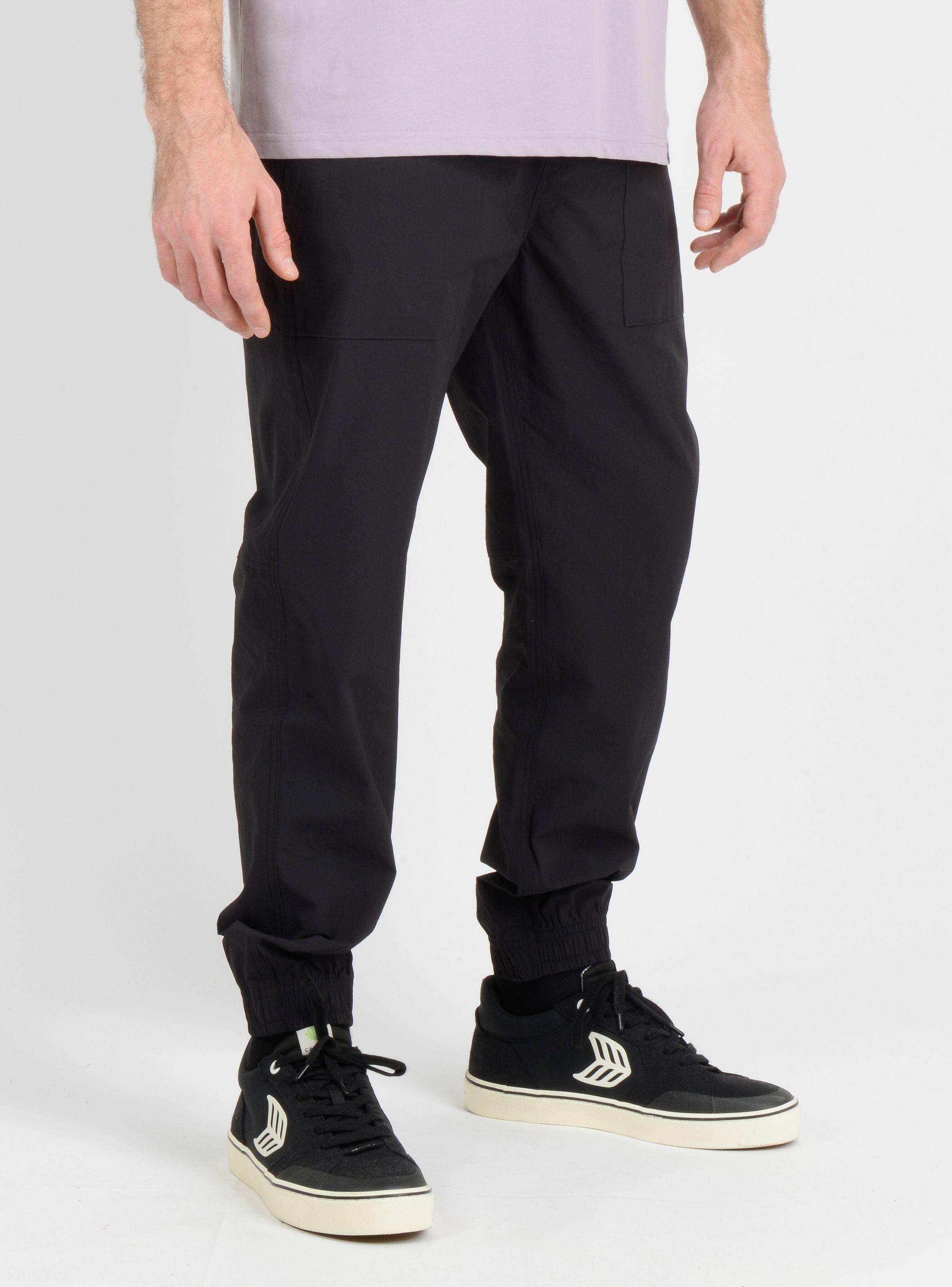 PANTALON MISSION TRVLR NEGRO-4