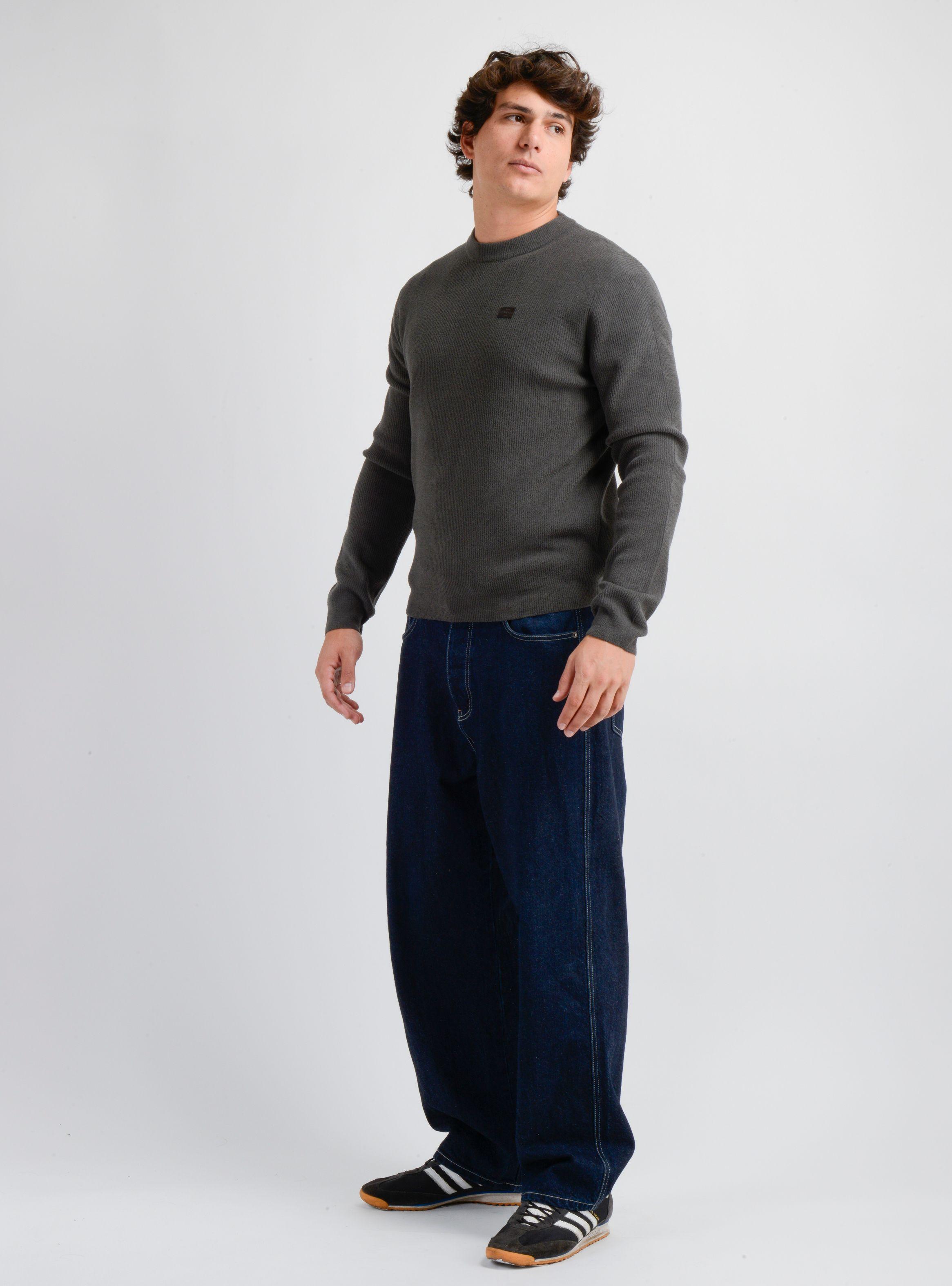 SWEATER CHAPMAN GRIS OSCURO-2
