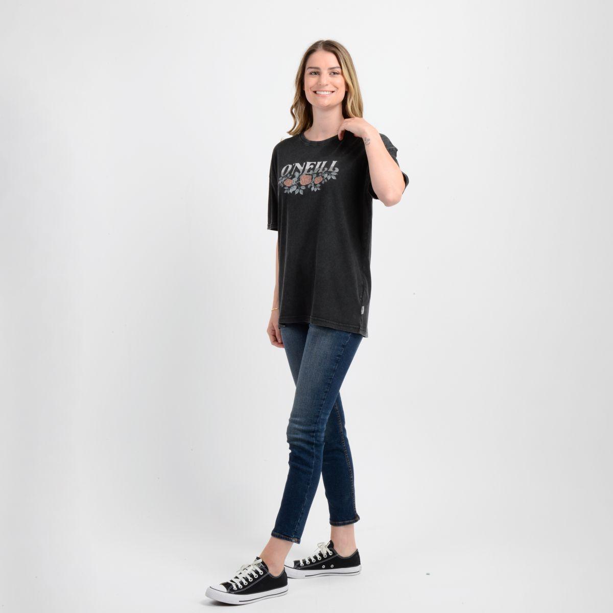 POLERA MANGA CORTA FLOWER  VINEZ NEGRO-2